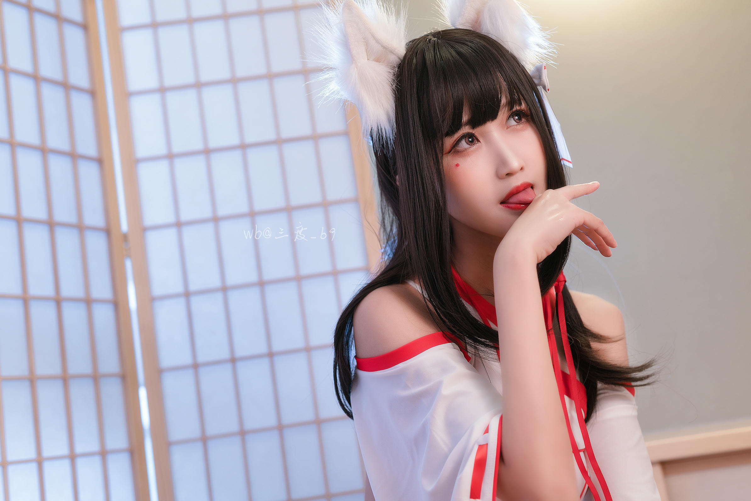 三度_69 NO.010 狐巫女 [33P2V-335MB]_第1集