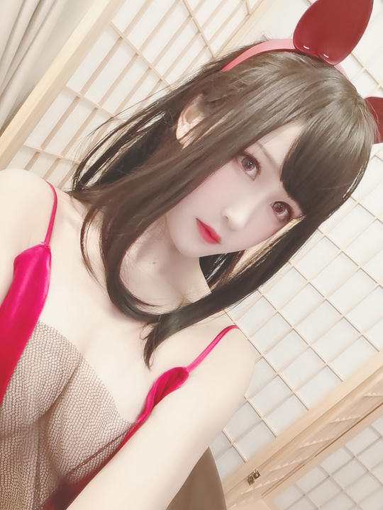 三度_69 NO.017 露背毛衣 [36P2V-510MB]-【小彩蛋】酒红睡裙自拍_第1集