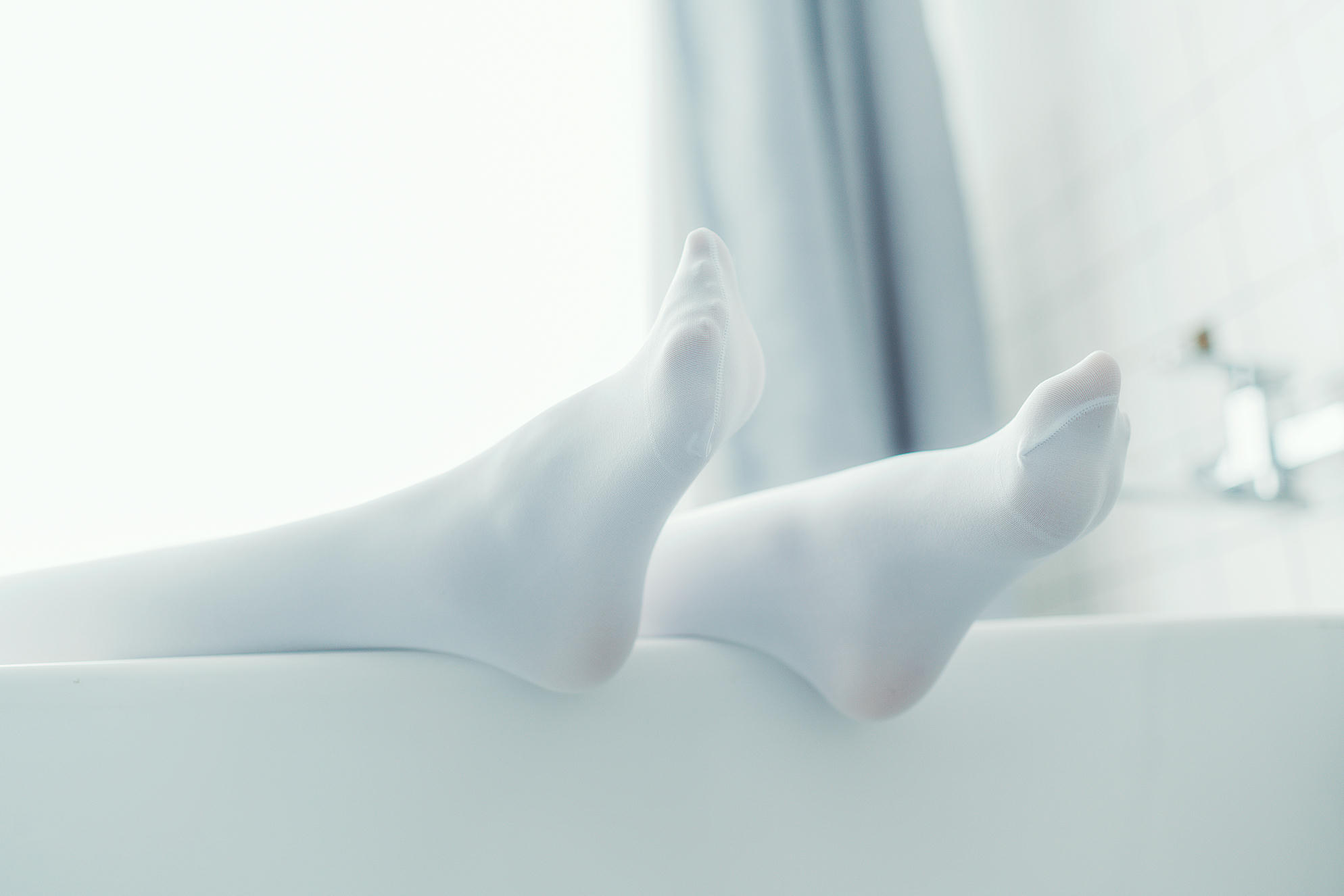 三度_69 NO.019 白丝喵 [42P-336MB]_第2集