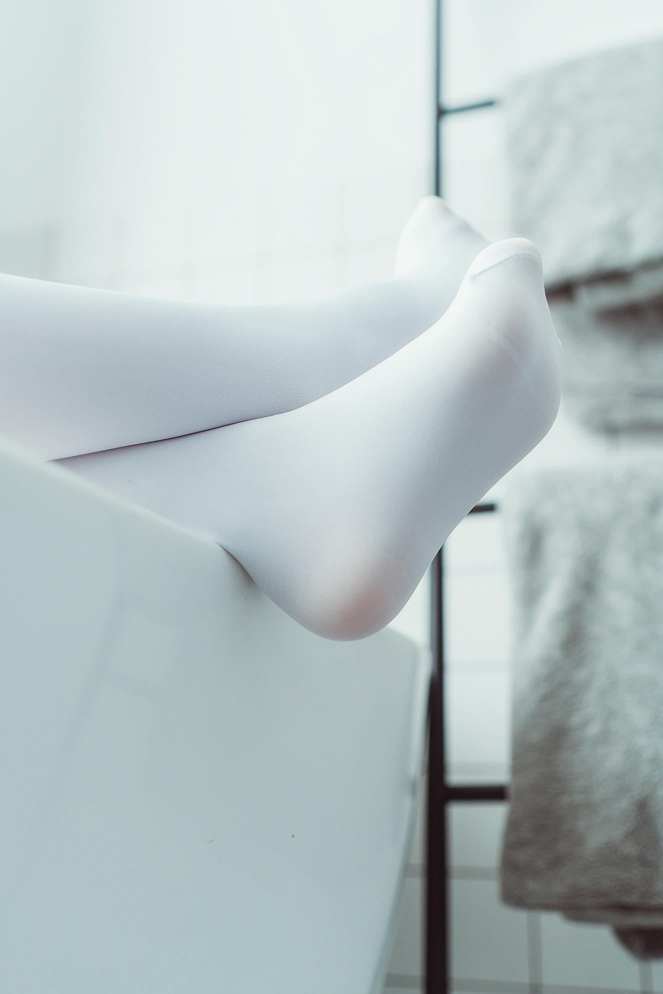 三度_69 NO.019 白丝喵 [42P-336MB]_第2集