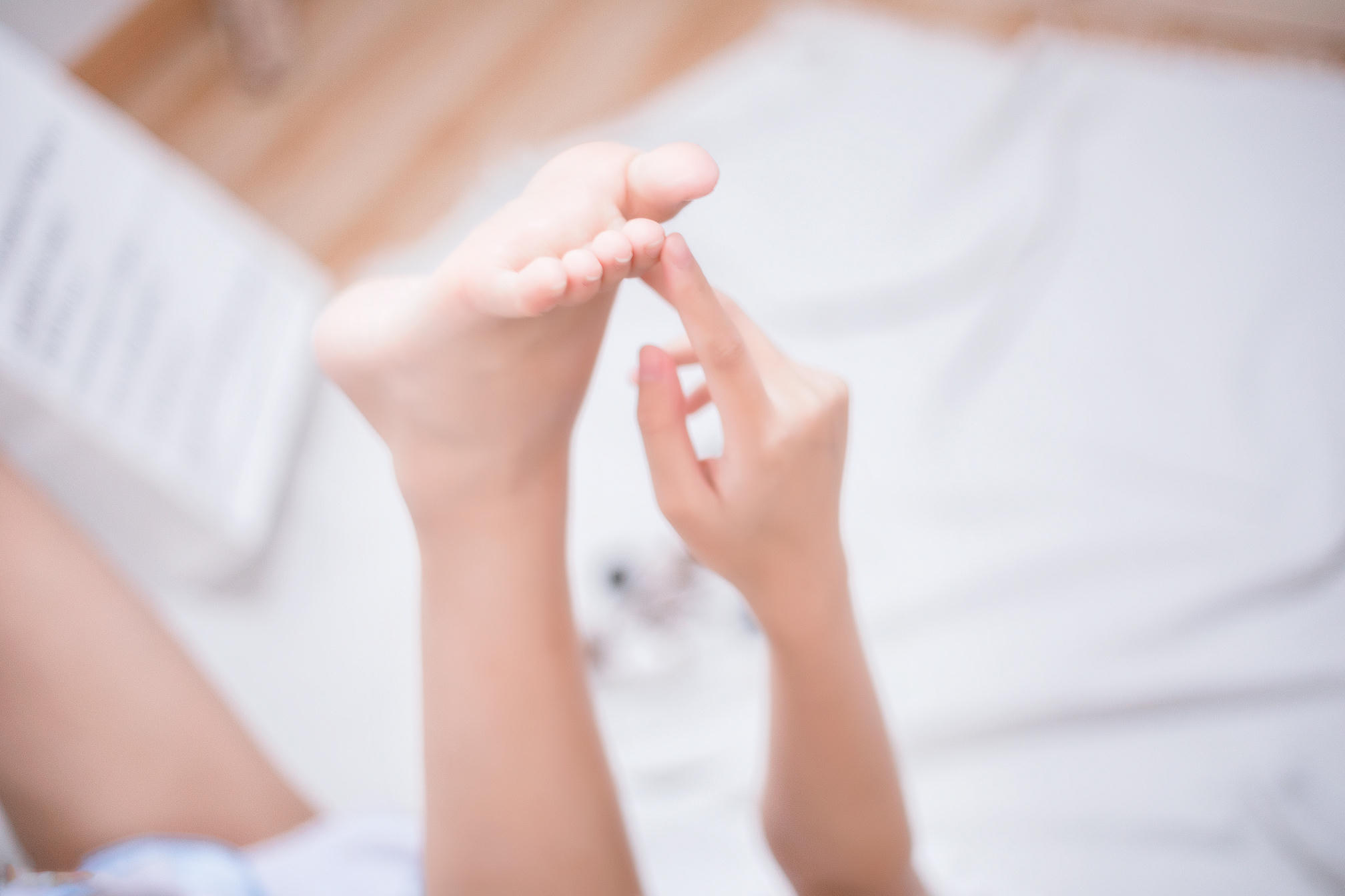 三度_69 NO.020 房间里的夏天 [42P-341MB]_第1集