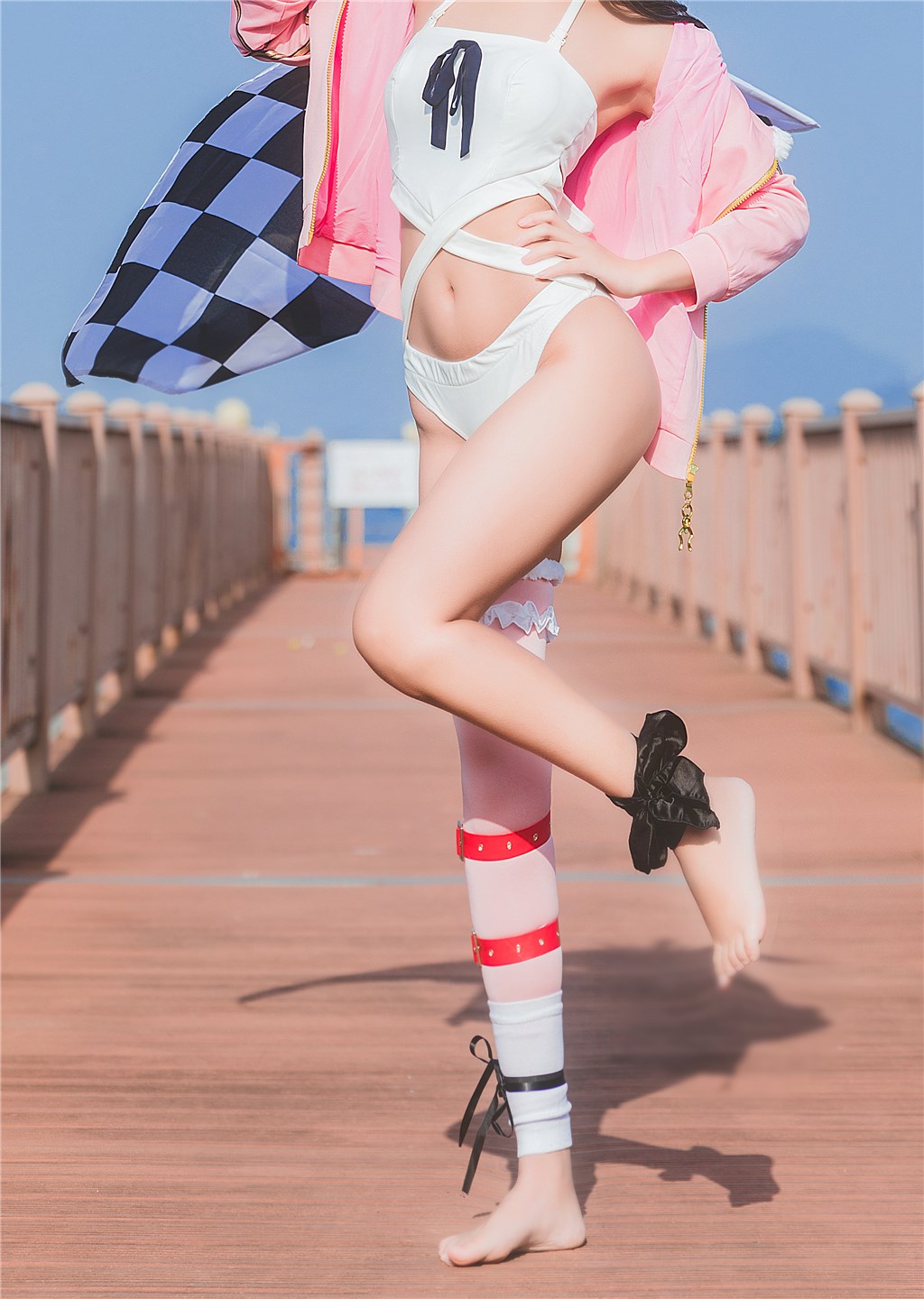 三度_69 NO.004 兔玩 泳装凛 [42P-466MB]-无水印小图_第1集