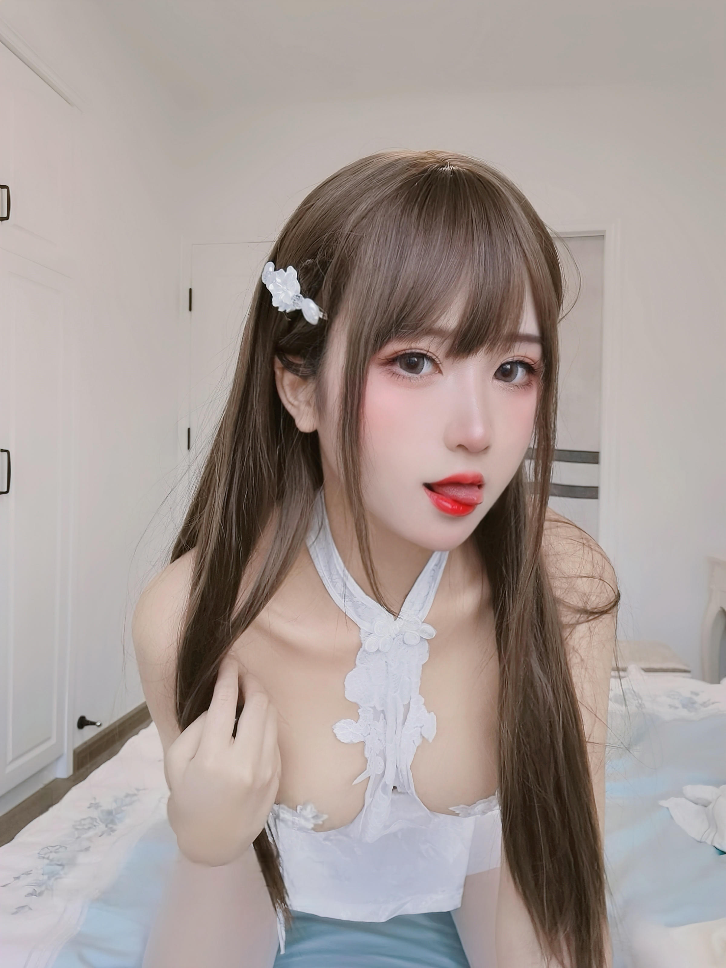 三度_69 NO.067 白旗袍[55P-3V-463.5M]_第1集