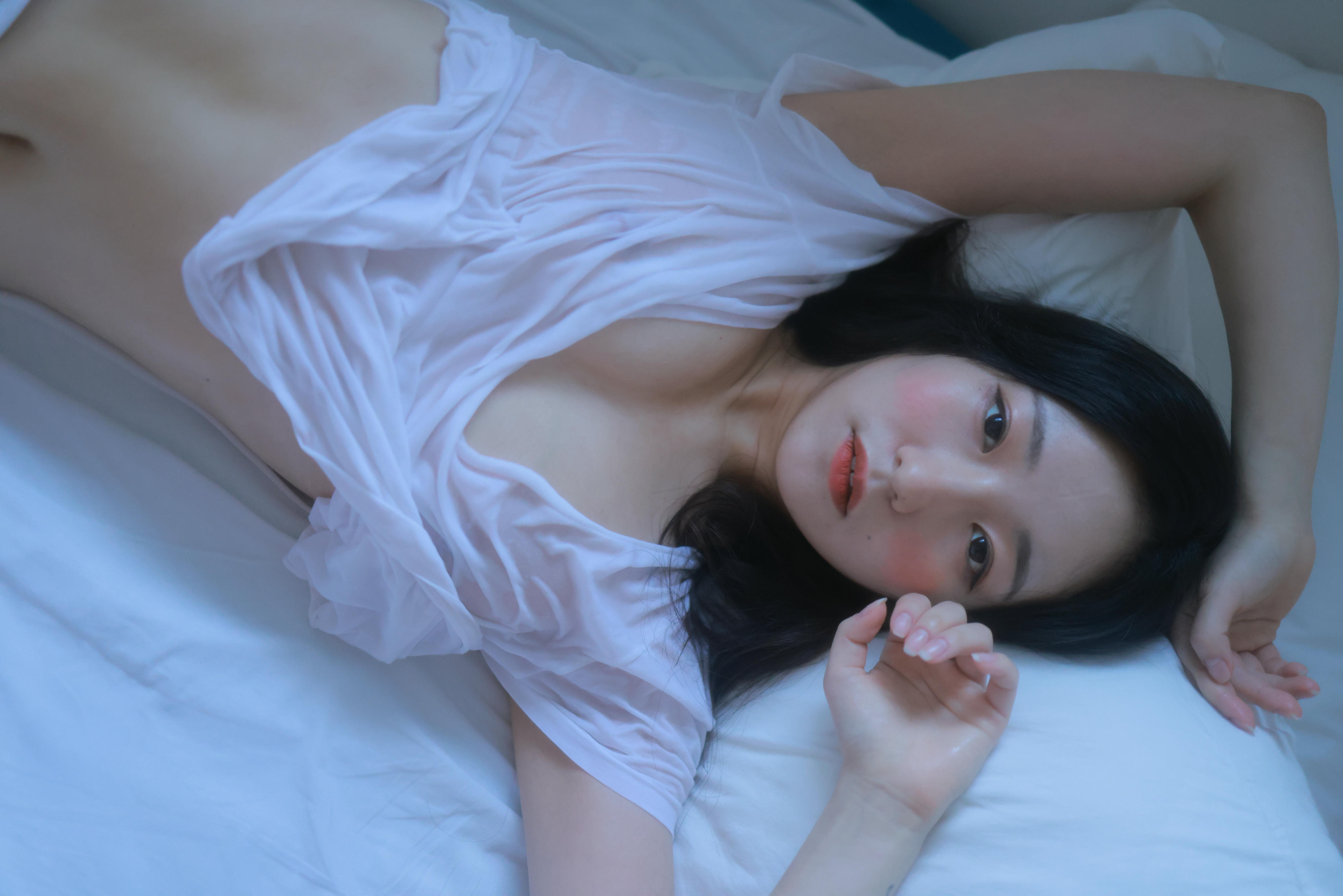 韩国妹子-Sehee (세희) NO.019 A bad sprayer [78P1V-1.78GB]_第2集