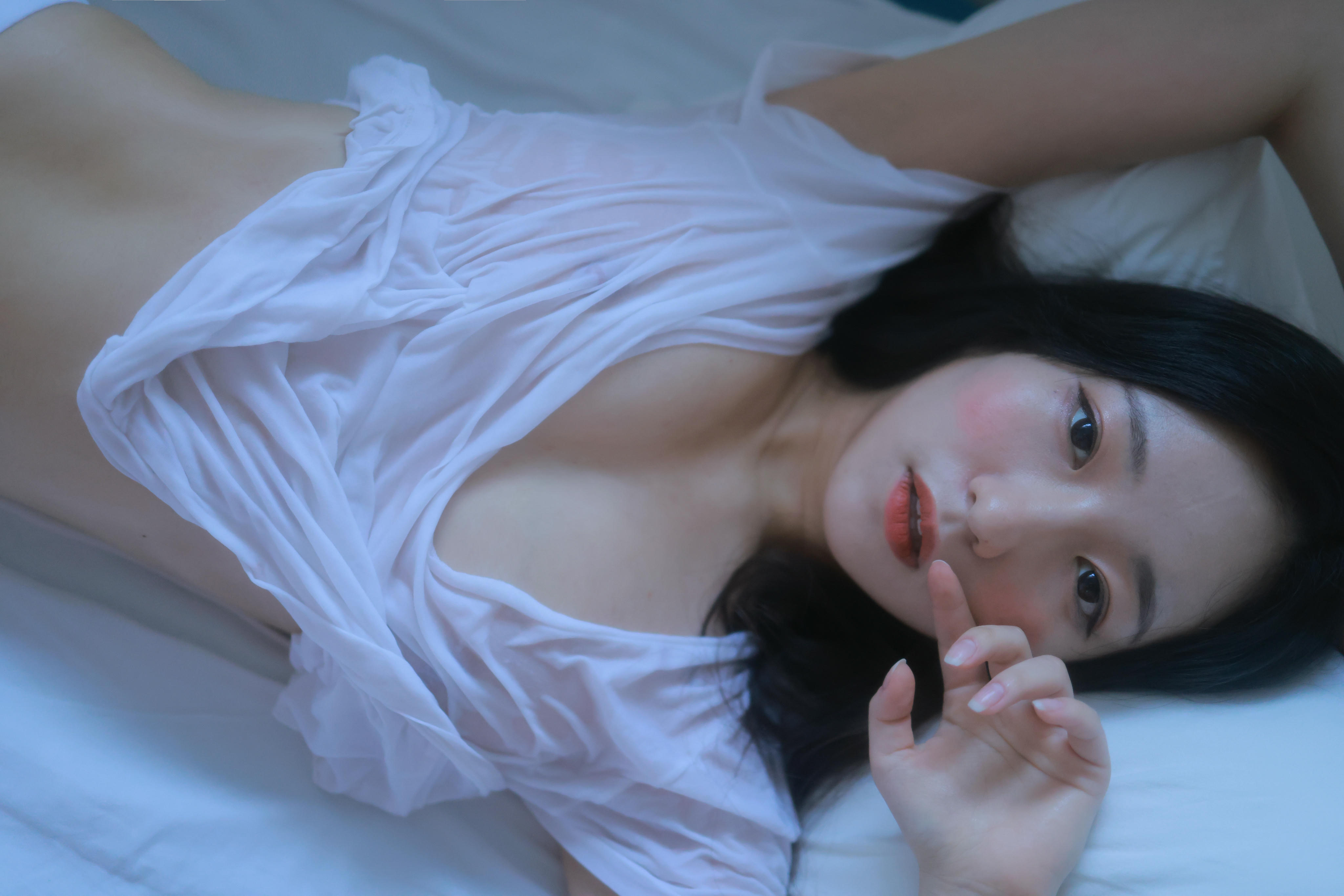 韩国妹子-Sehee (세희) NO.019 A bad sprayer [78P1V-1.78GB]_第2集