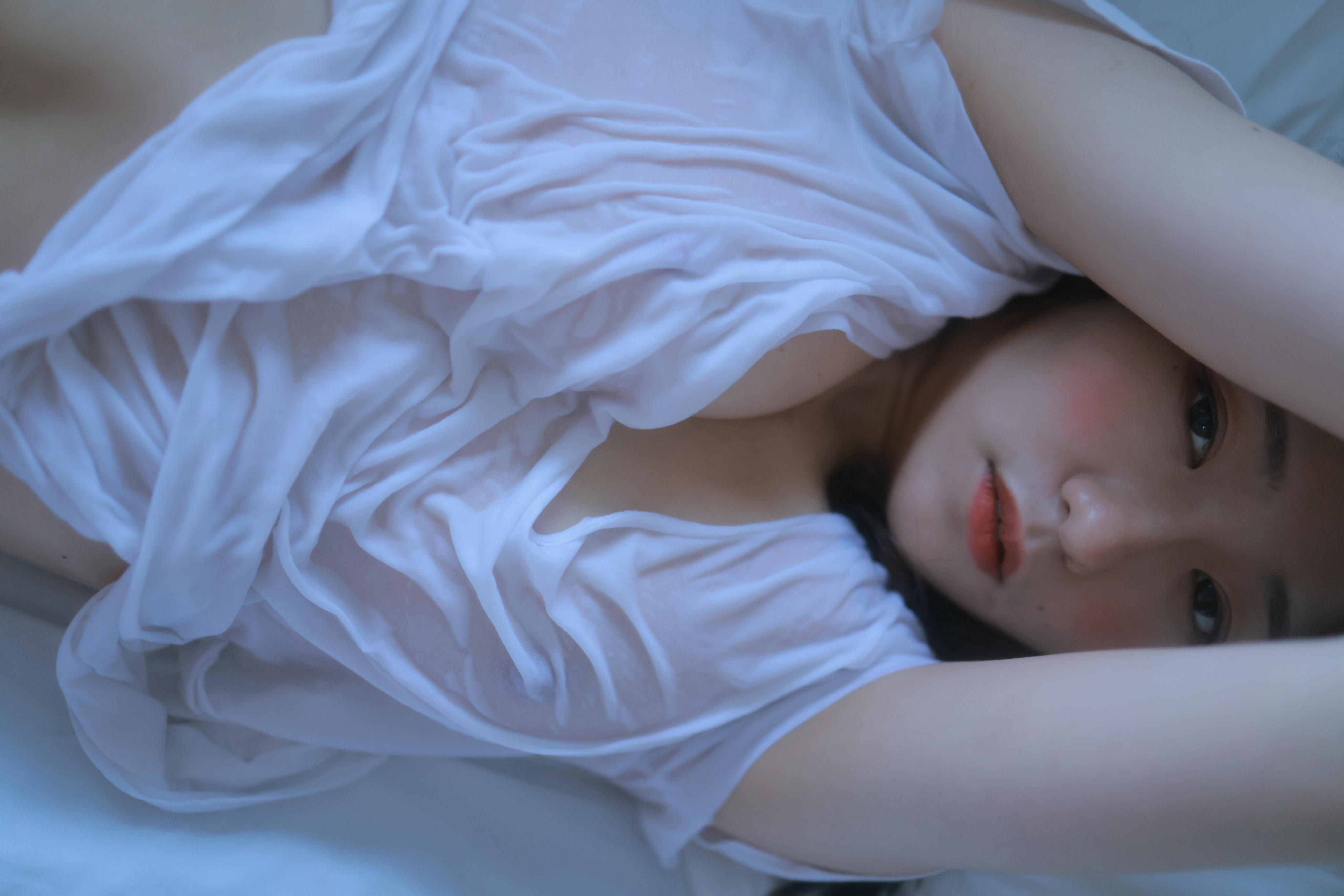 韩国妹子-Sehee (세희) NO.019 A bad sprayer [78P1V-1.78GB]_第2集