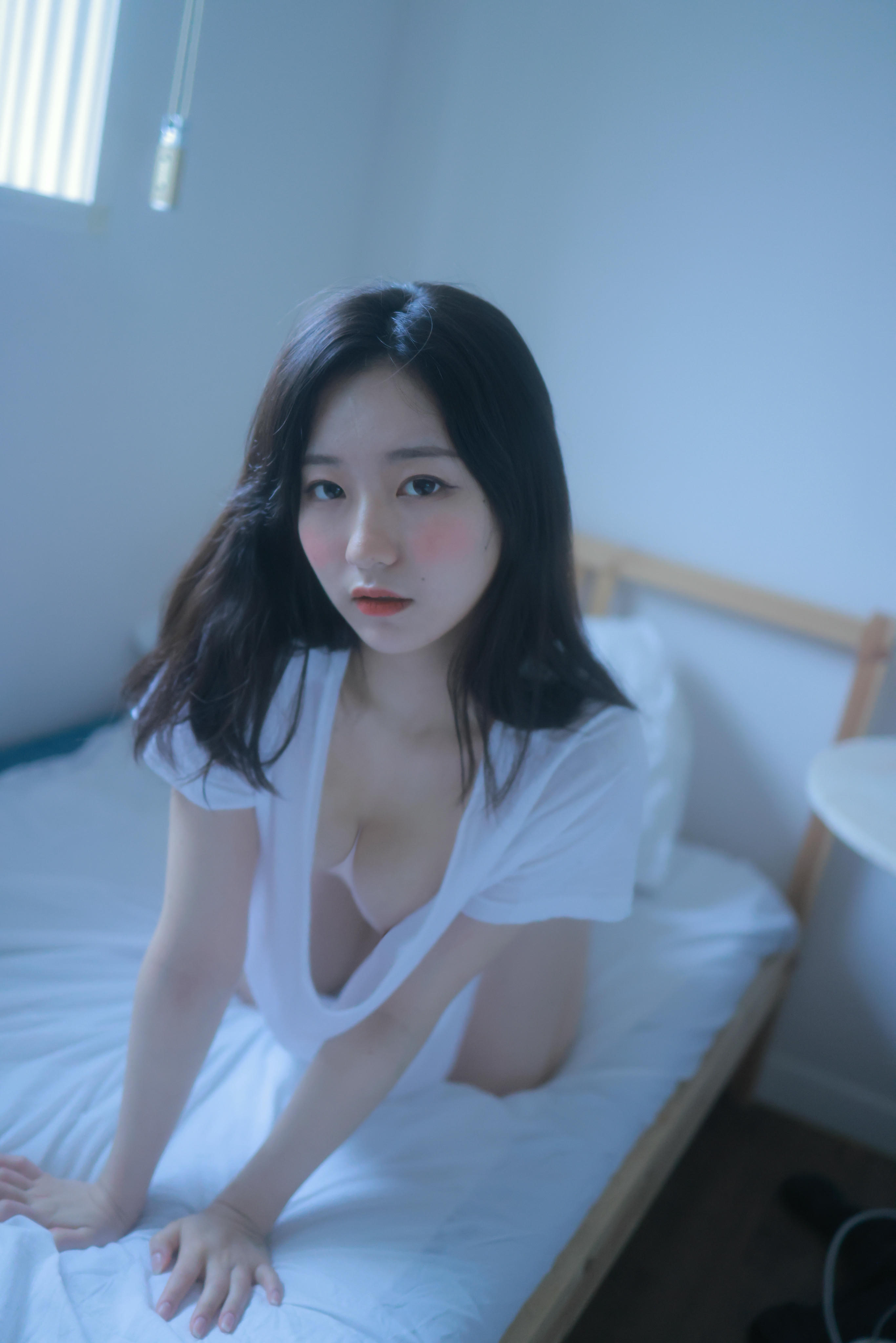 韩国妹子-Sehee (세희) NO.019 A bad sprayer [78P1V-1.78GB]_第3集