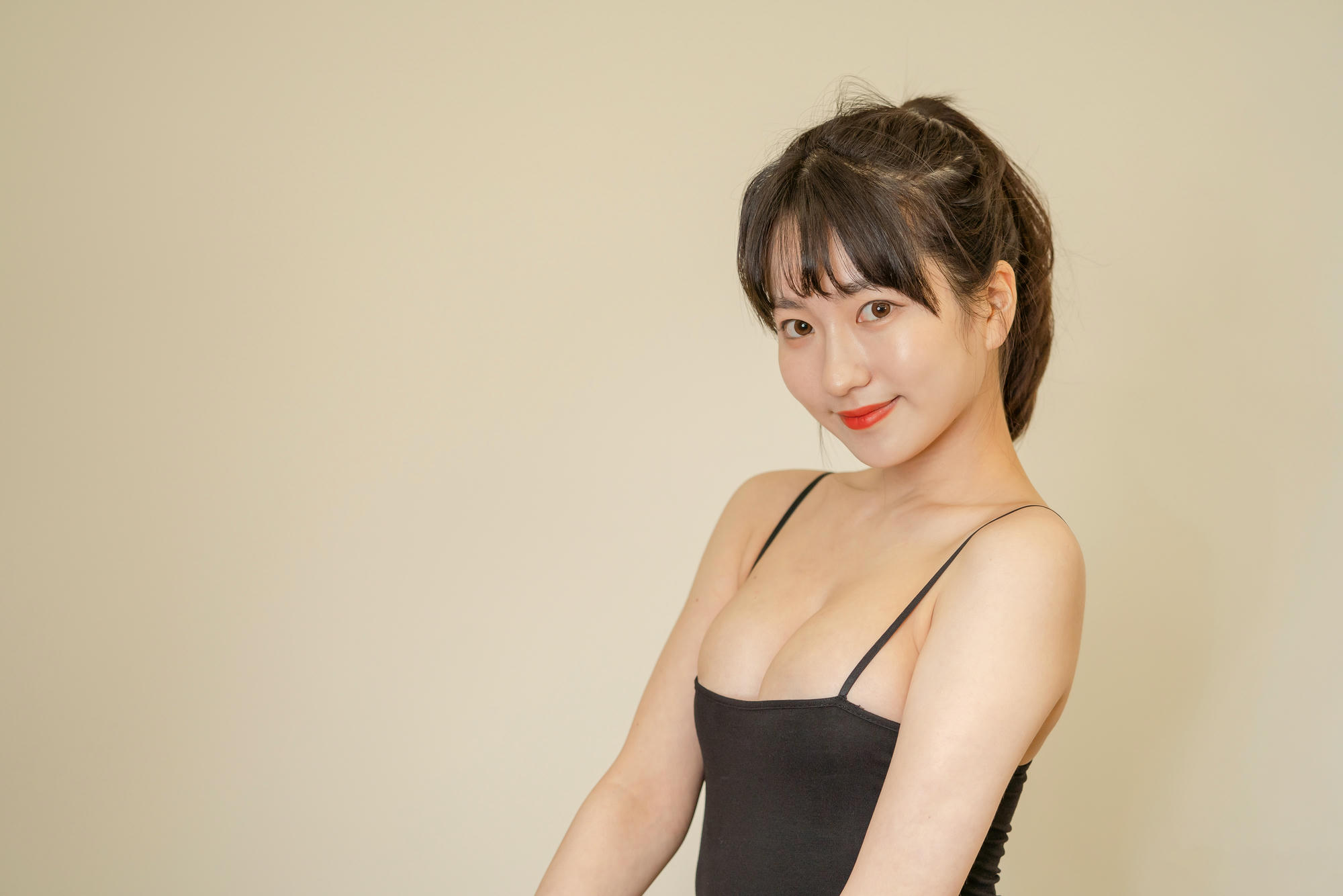 韩国妹子-Sehee (세희) NO.002 [Korean Realgraphic] No.65 Sehee (세희) [36P4V 2.27GB]_第2集