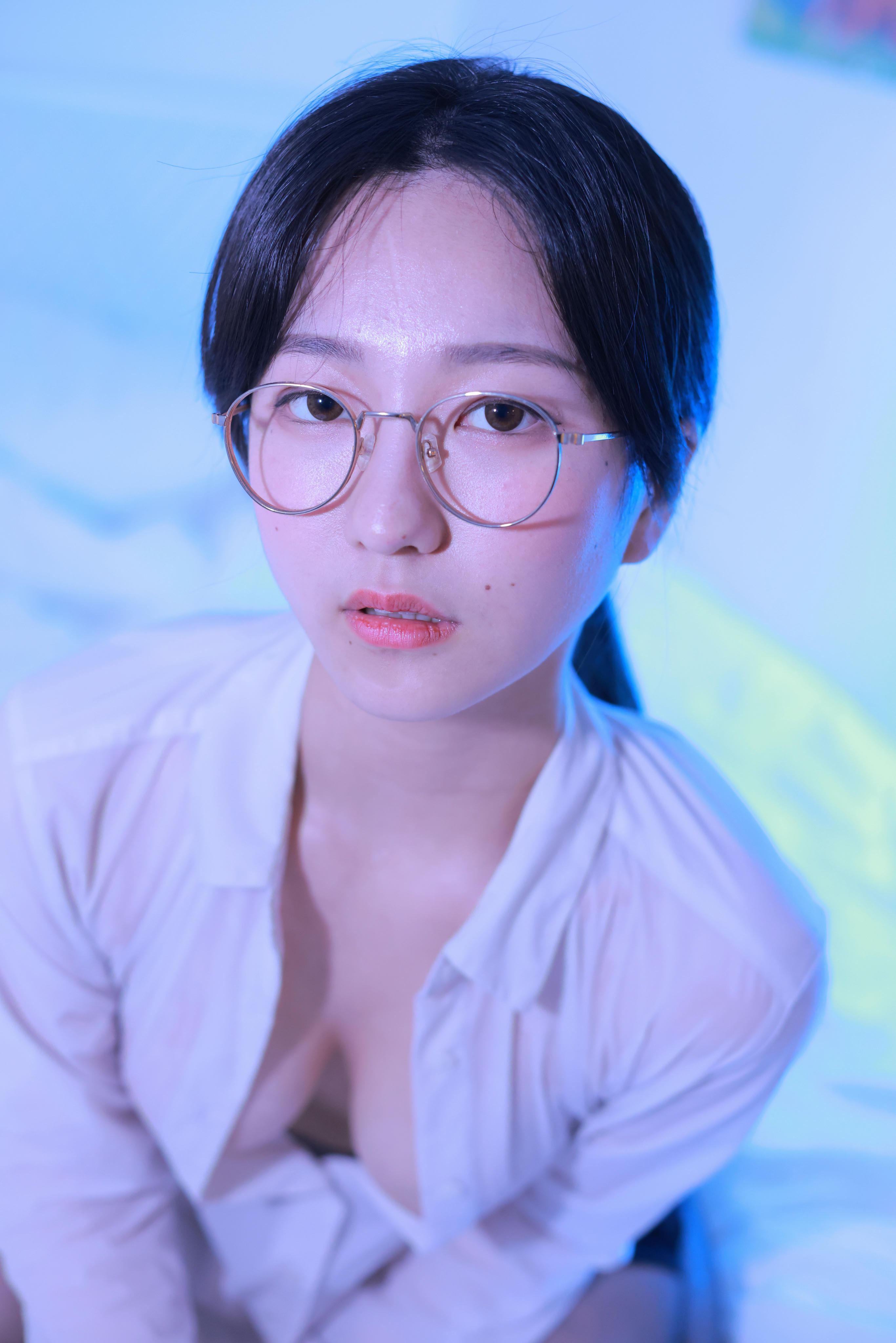 韩国妹子-Sehee (세희) NO.021 Glasses Shirt [112P1V-1.78GB]_第2集