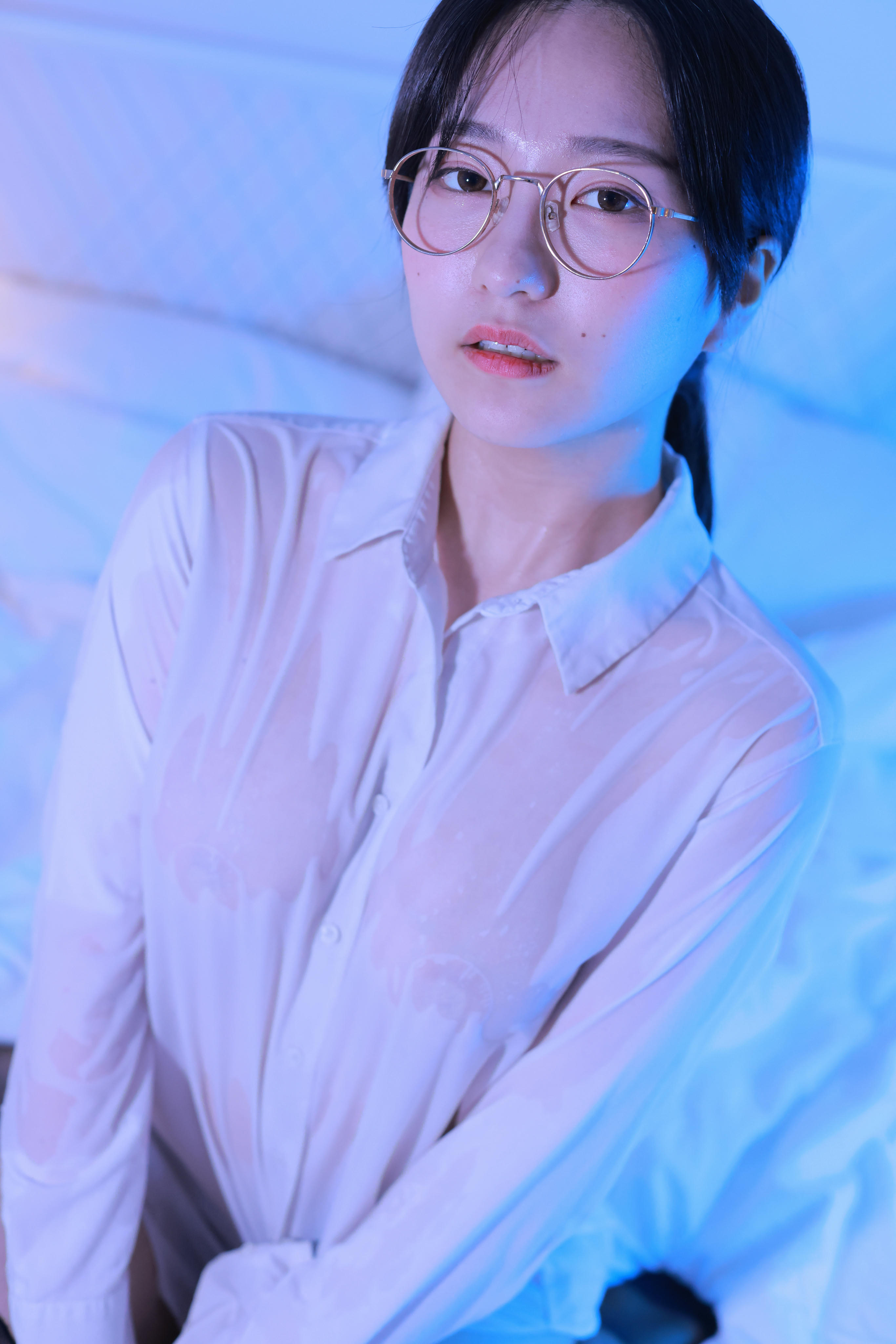 韩国妹子-Sehee (세희) NO.021 Glasses Shirt [112P1V-1.78GB]_第1集