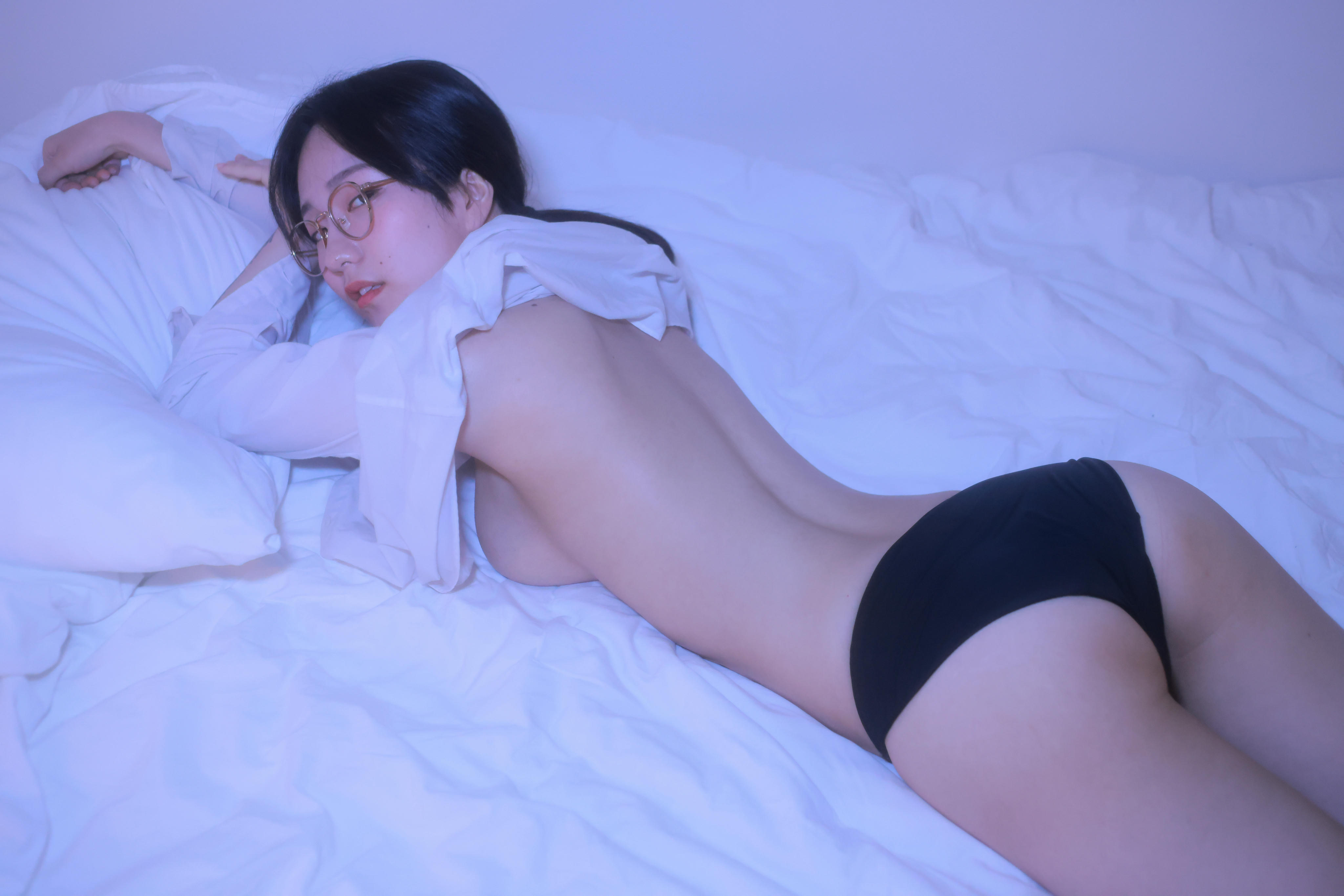 韩国妹子-Sehee (세희) NO.021 Glasses Shirt [112P1V-1.78GB]_第3集