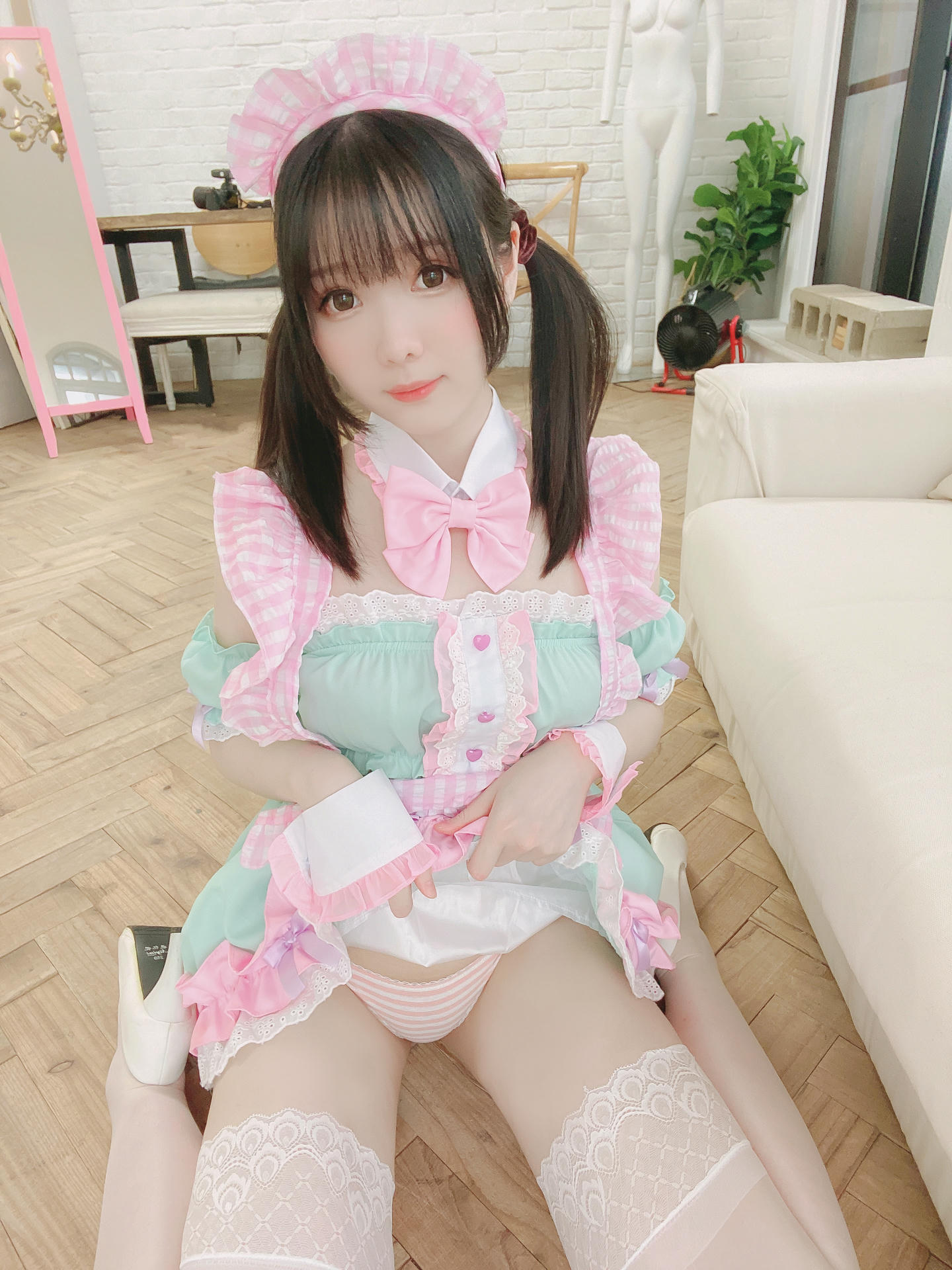 霜月shimo NO.075 Fantia 2022年06月会员合集(6期) [122P-990MB]-2022-06-06 6月🧡 [24P-183MB]_第1集