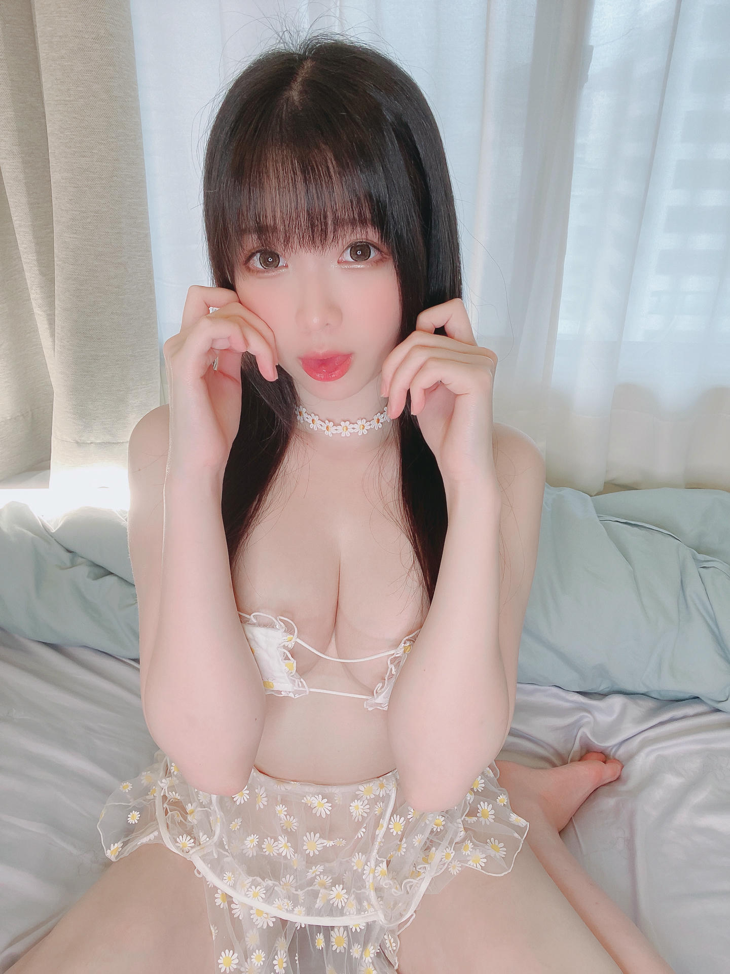 霜月shimo NO.075 Fantia 2022年06月会员合集(6期) [122P-990MB]-2022-06-28 🌼眼帯ビキニ🌼 [19P-143MB]_第1集