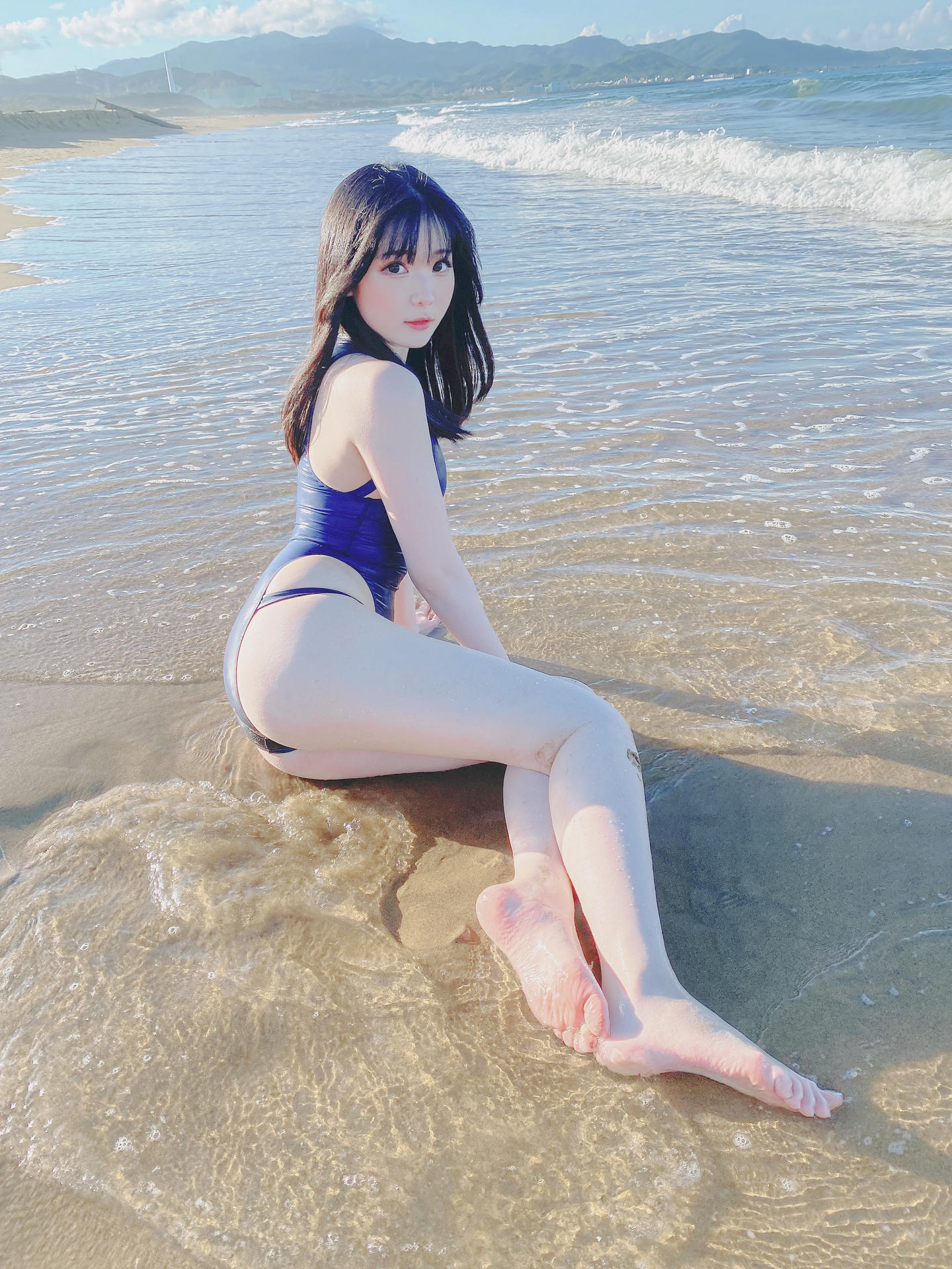 霜月shimo NO.080 Fantia 2022年10月会员合集(5期) [112P-836MB]-2022-10-17 競泳水着🌞 [26P-171.68MB]_第1集