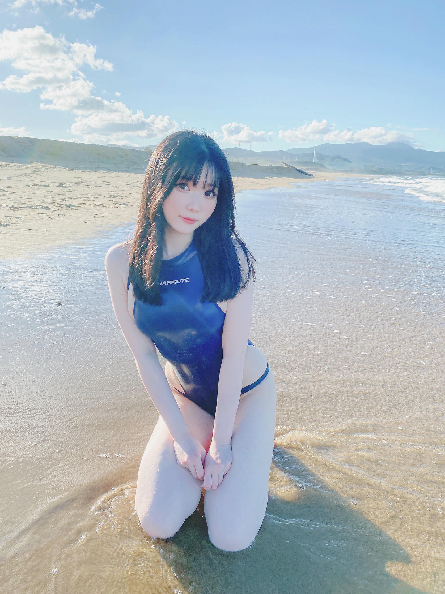 霜月shimo NO.080 Fantia 2022年10月会员合集(5期) [112P-836MB]-2022-10-17 競泳水着🌞 [26P-171.68MB]_第1集