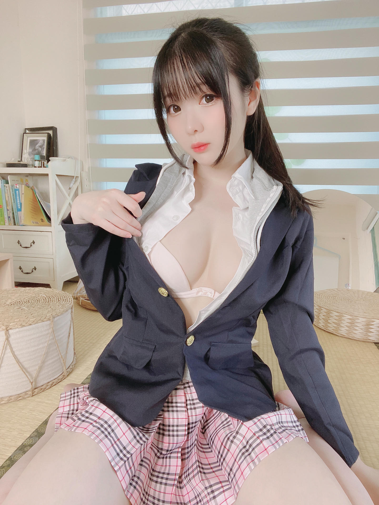 霜月shimo NO.080 Fantia 2022年10月会员合集(5期) [112P-836MB]-2022-10-28 幼馴染😳 [22P-171.67MB]_第1集