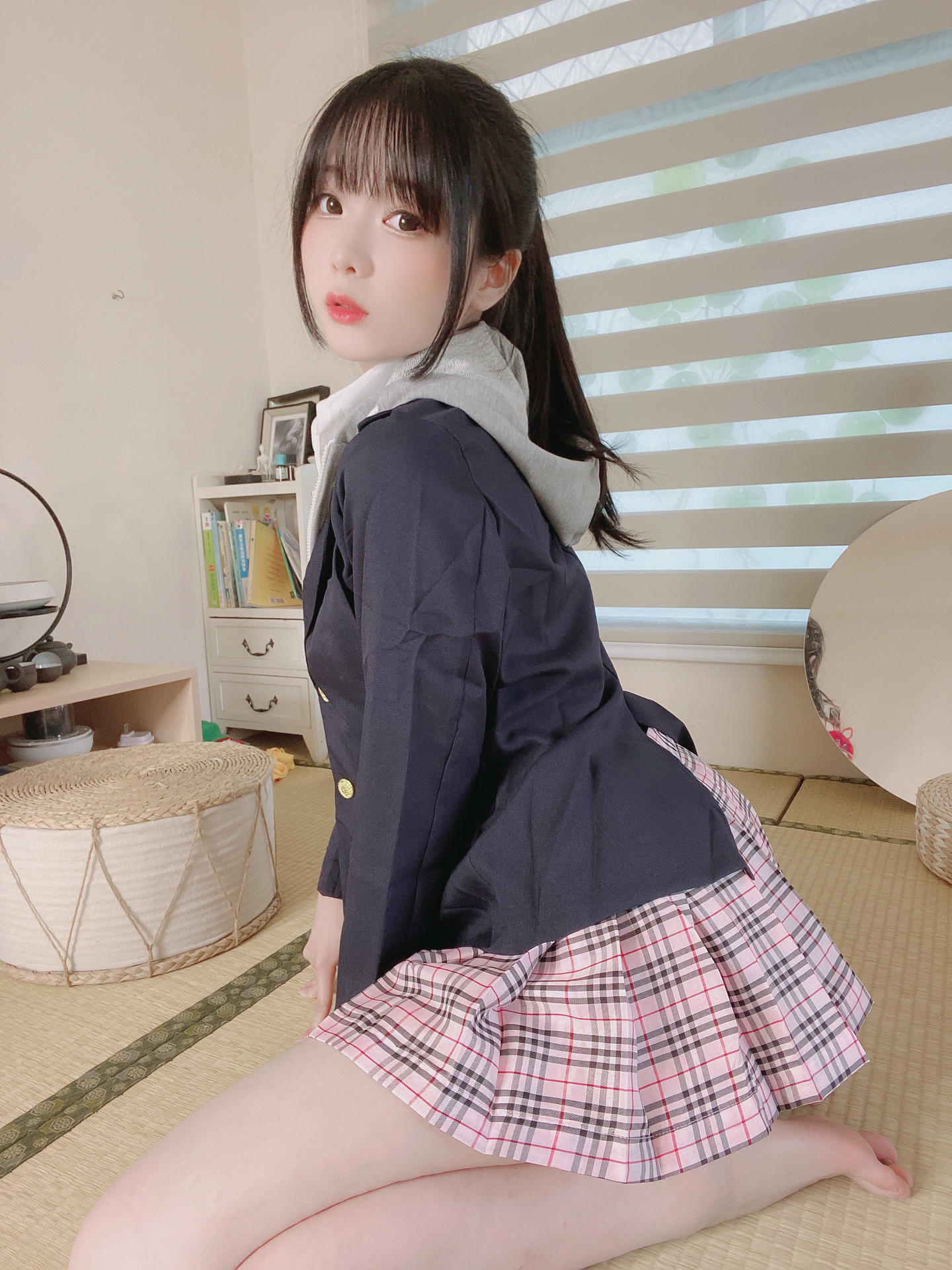 霜月shimo NO.080 Fantia 2022年10月会员合集(5期) [112P-836MB]-2022-10-28 幼馴染😳 [22P-171.67MB]_第1集