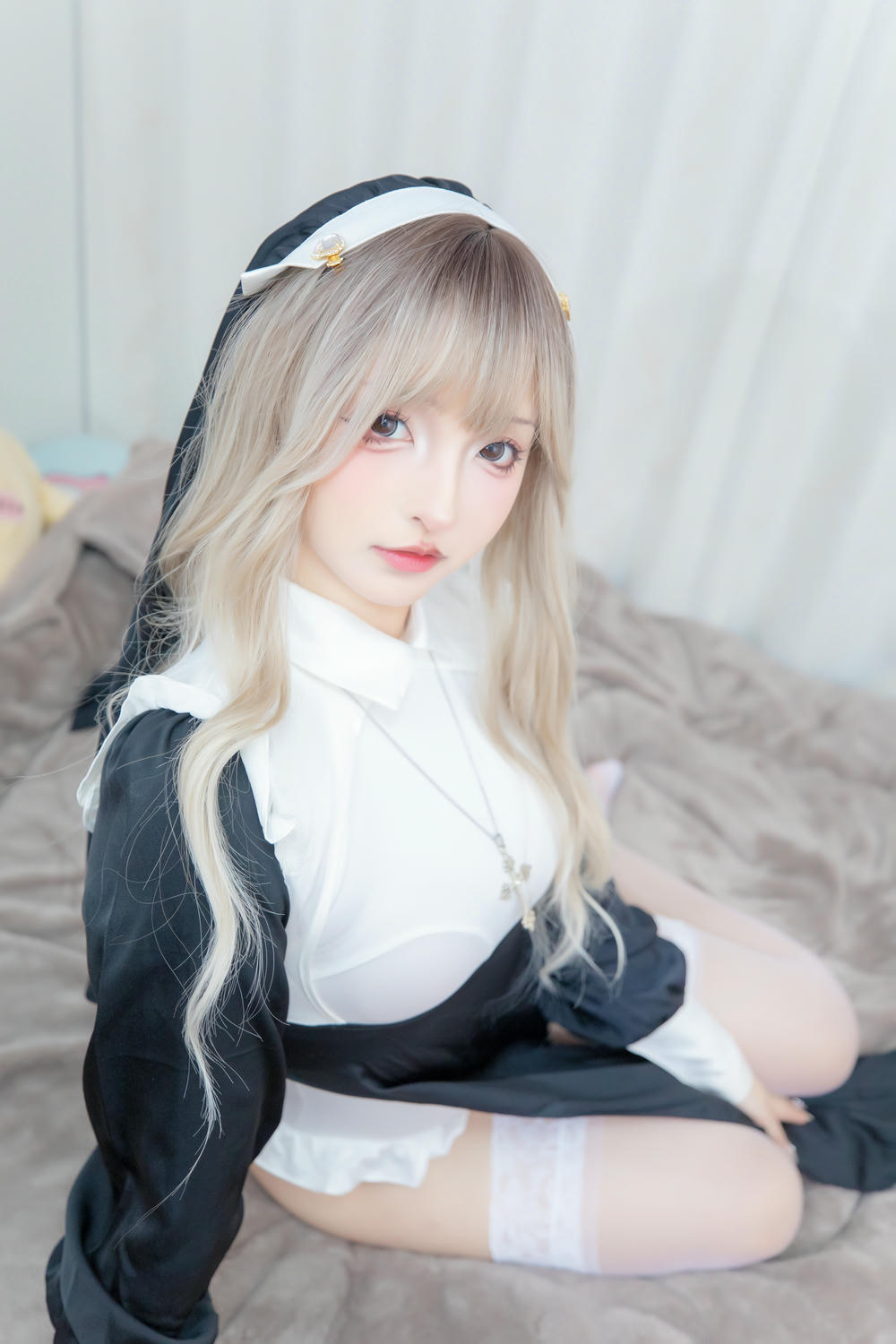 神乐坂真冬-神楽坂真冬 NO.197 战斗修女 [75P2V-340MB]_第3集