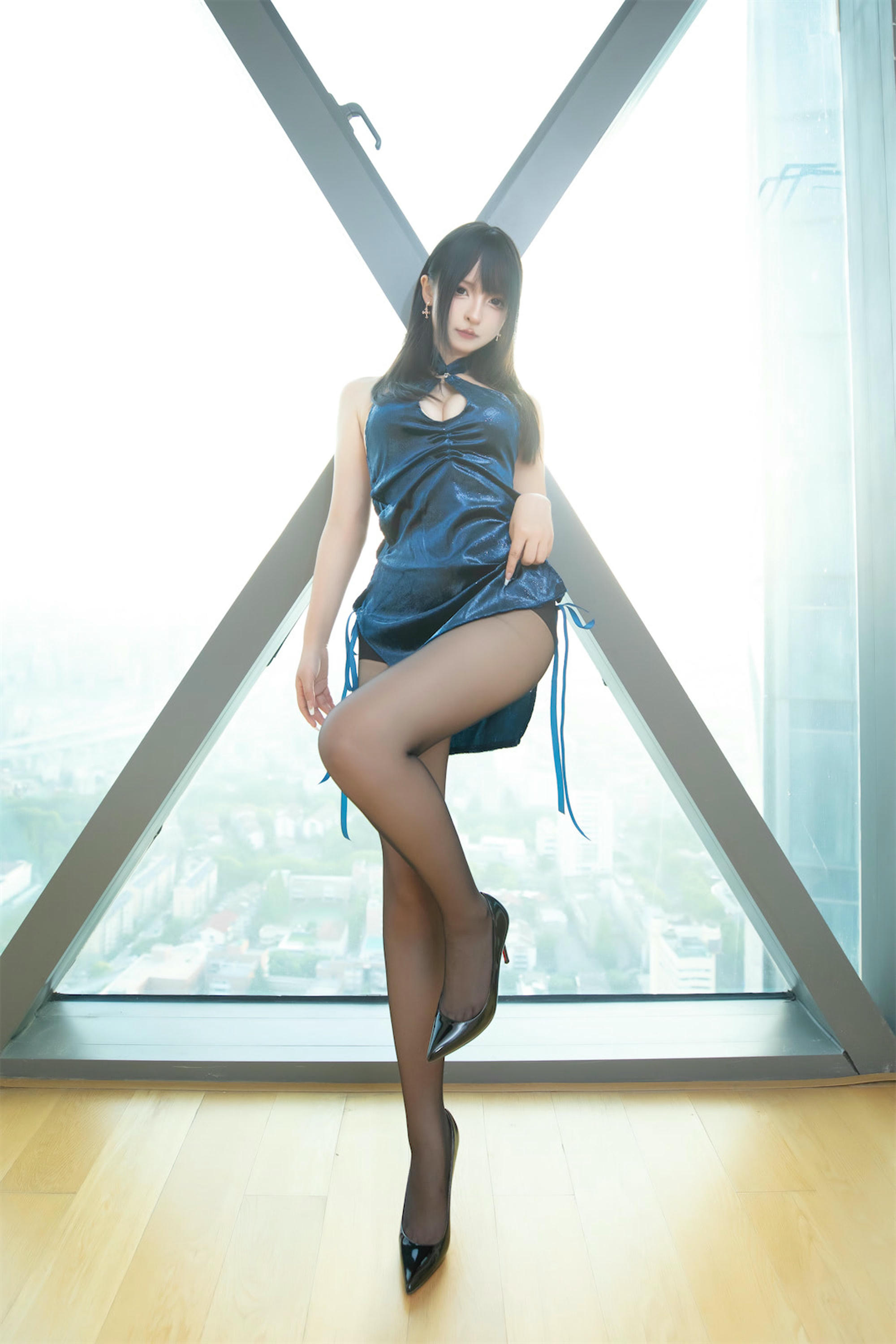 神乐坂真冬-神楽坂真冬 NO.154 蓝衣旗袍 [75P2V 235MB]_第1集