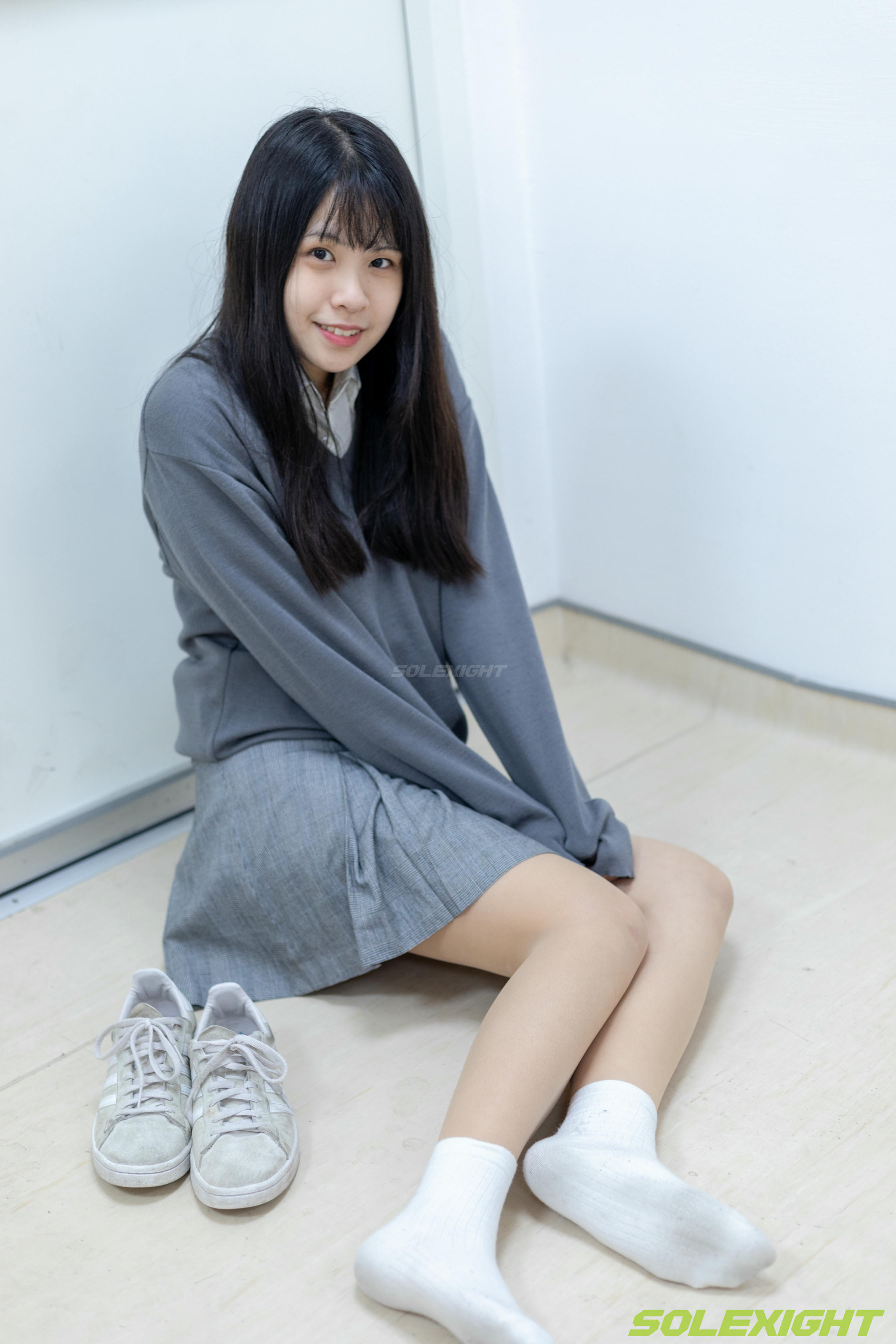 台湾SOLEXIGHT NO.035 Dora 脏臭白袜 丝袜 臭鞋 [90P2V 2.58GB]_第3集