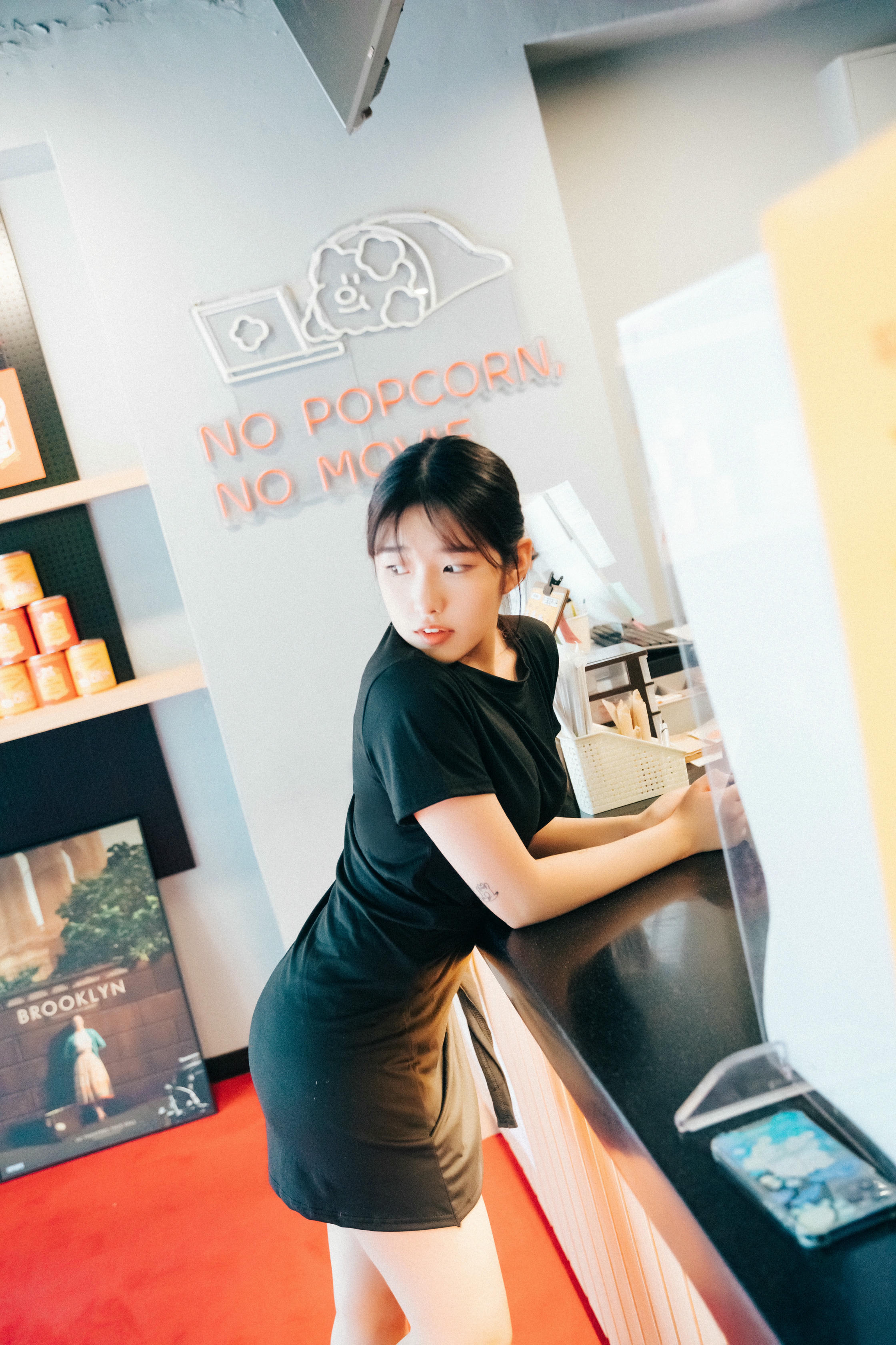 韩国美女-054_Loozy Sonson (손손) Cinema girl_S.ver [123P-944MB]-Cinema girl_第1集