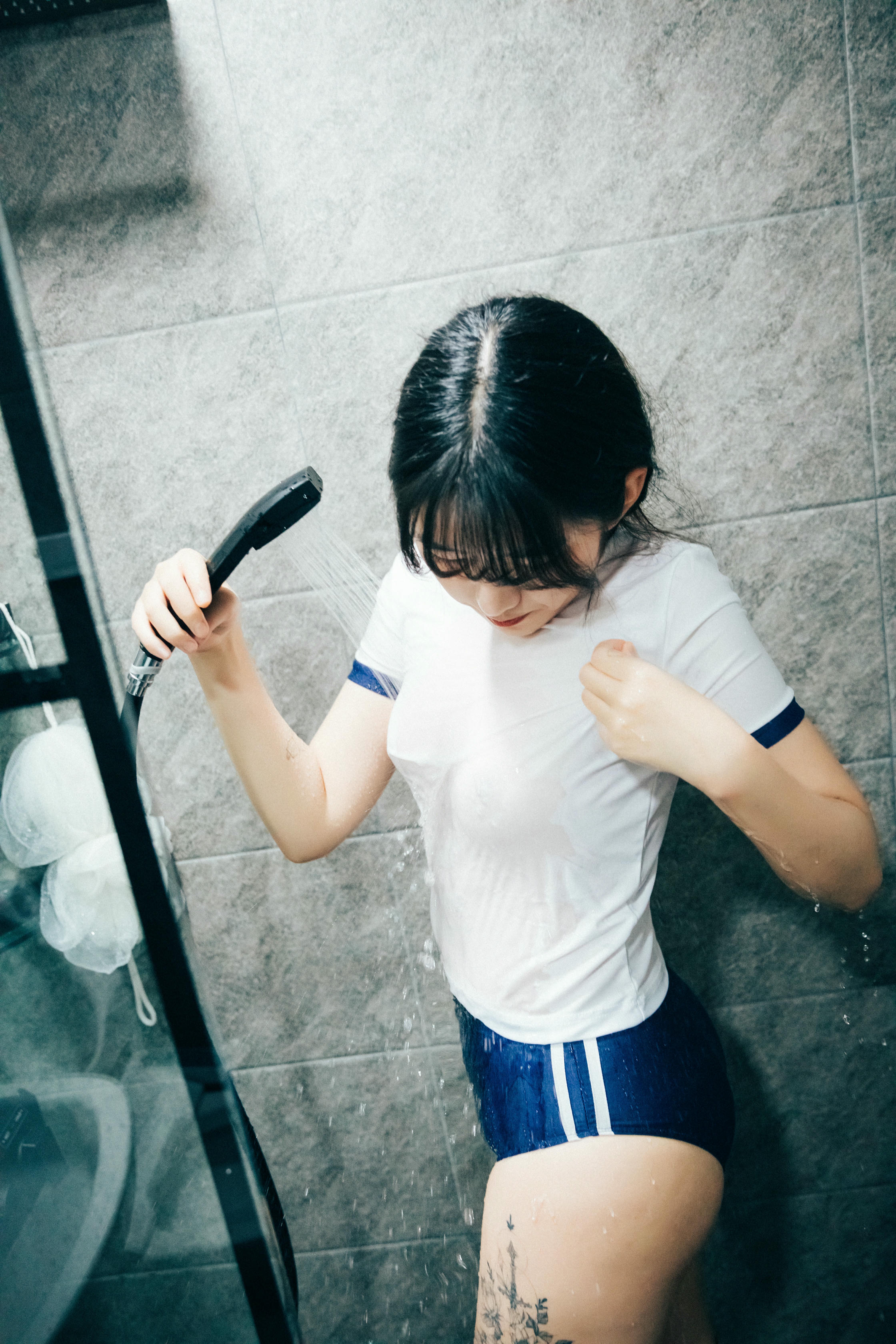 韩国美女-066_Loozy SonSon (손손) Date at home + S.Ver [176P-1.15GB]-date at home_第1集