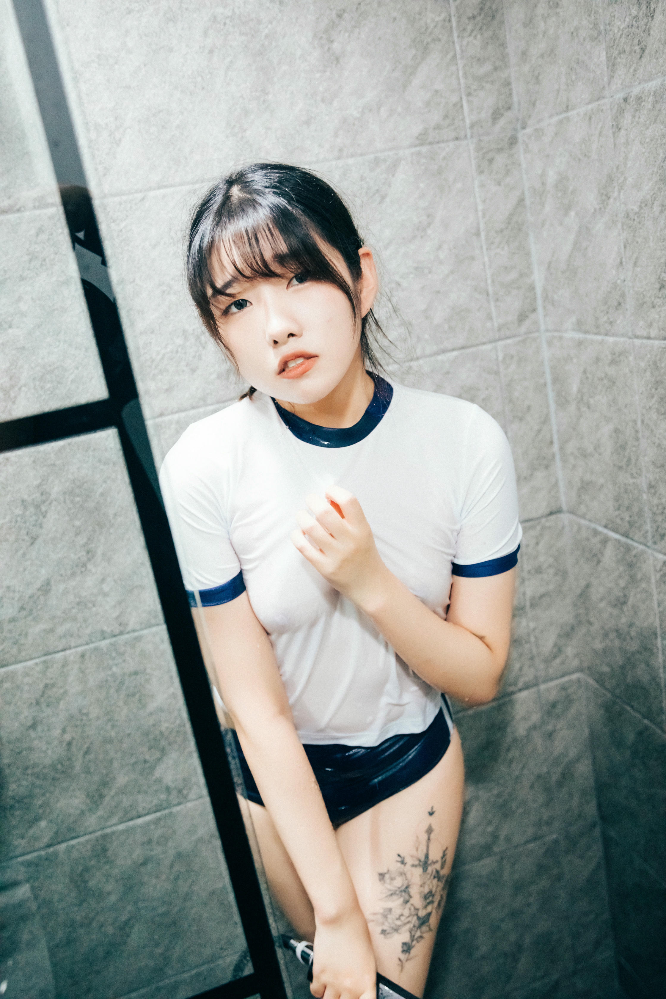 韩国美女-066_Loozy SonSon (손손) Date at home + S.Ver [176P-1.15GB]-date at home_第1集