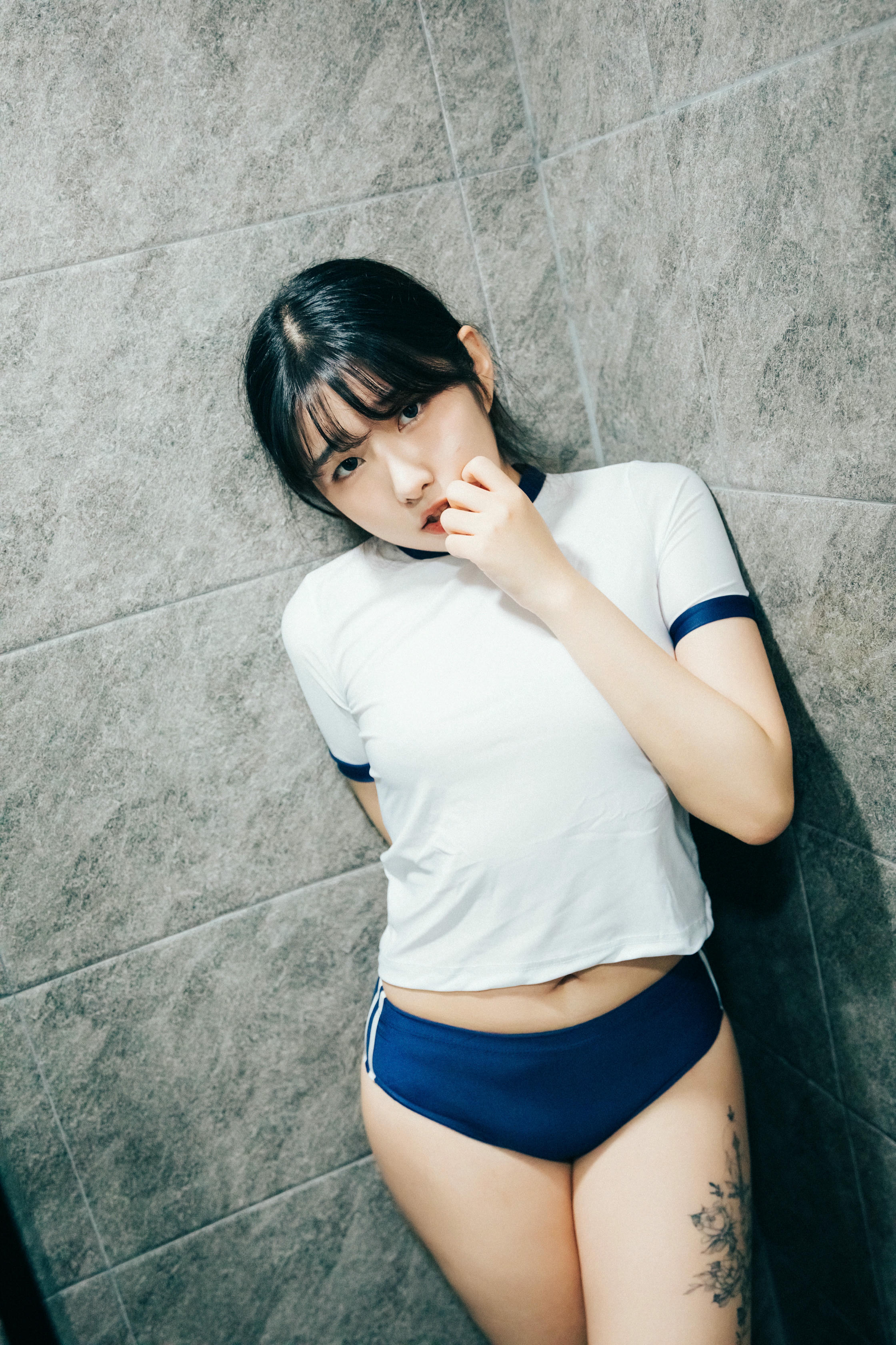 韩国美女-066_Loozy SonSon (손손) Date at home + S.Ver [176P-1.15GB]-date at home_第1集