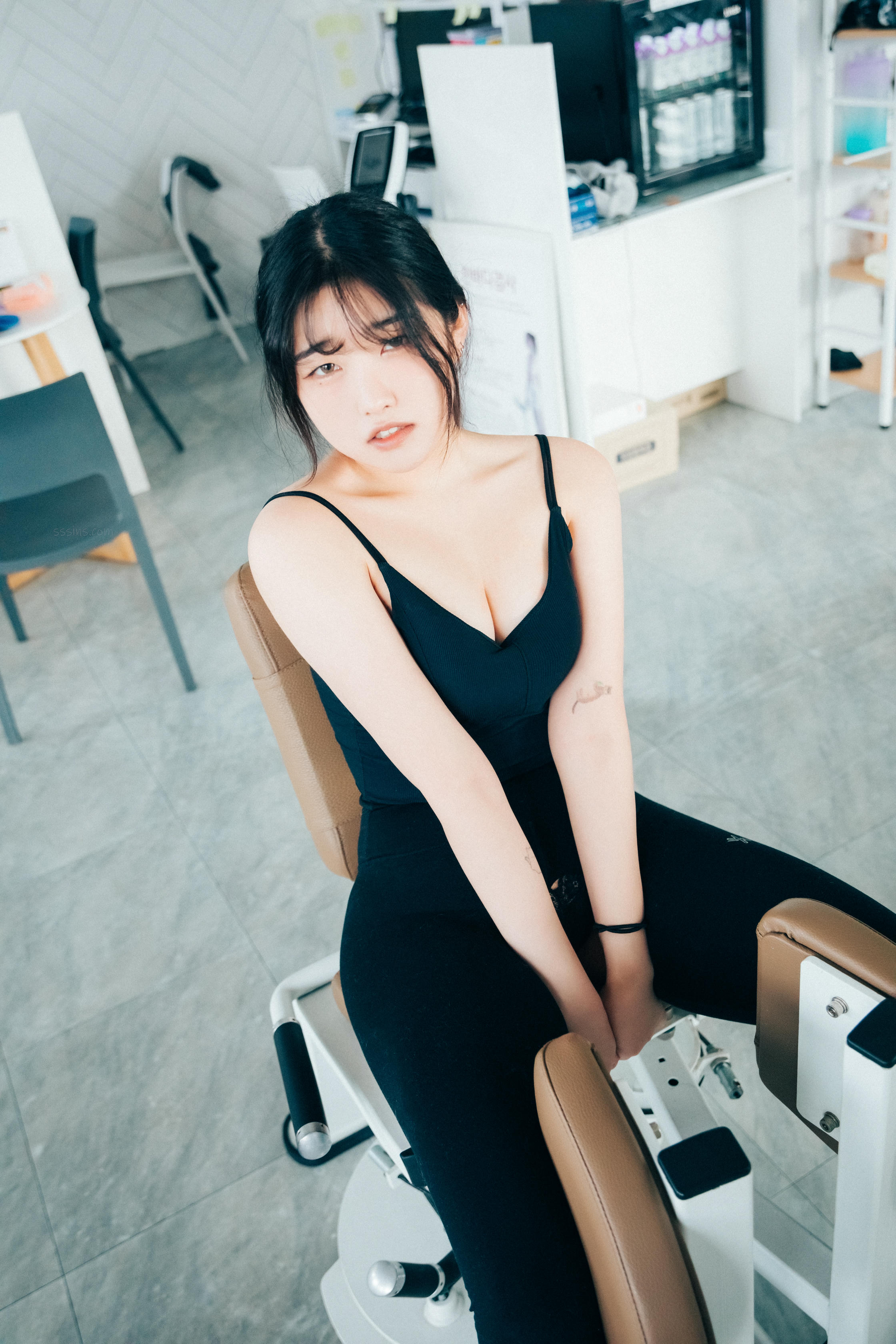韩国美女-Sonson NO.045 Loozy Personal trainer + S.Ver [85P／1.43GB]-personal trainer_第2集