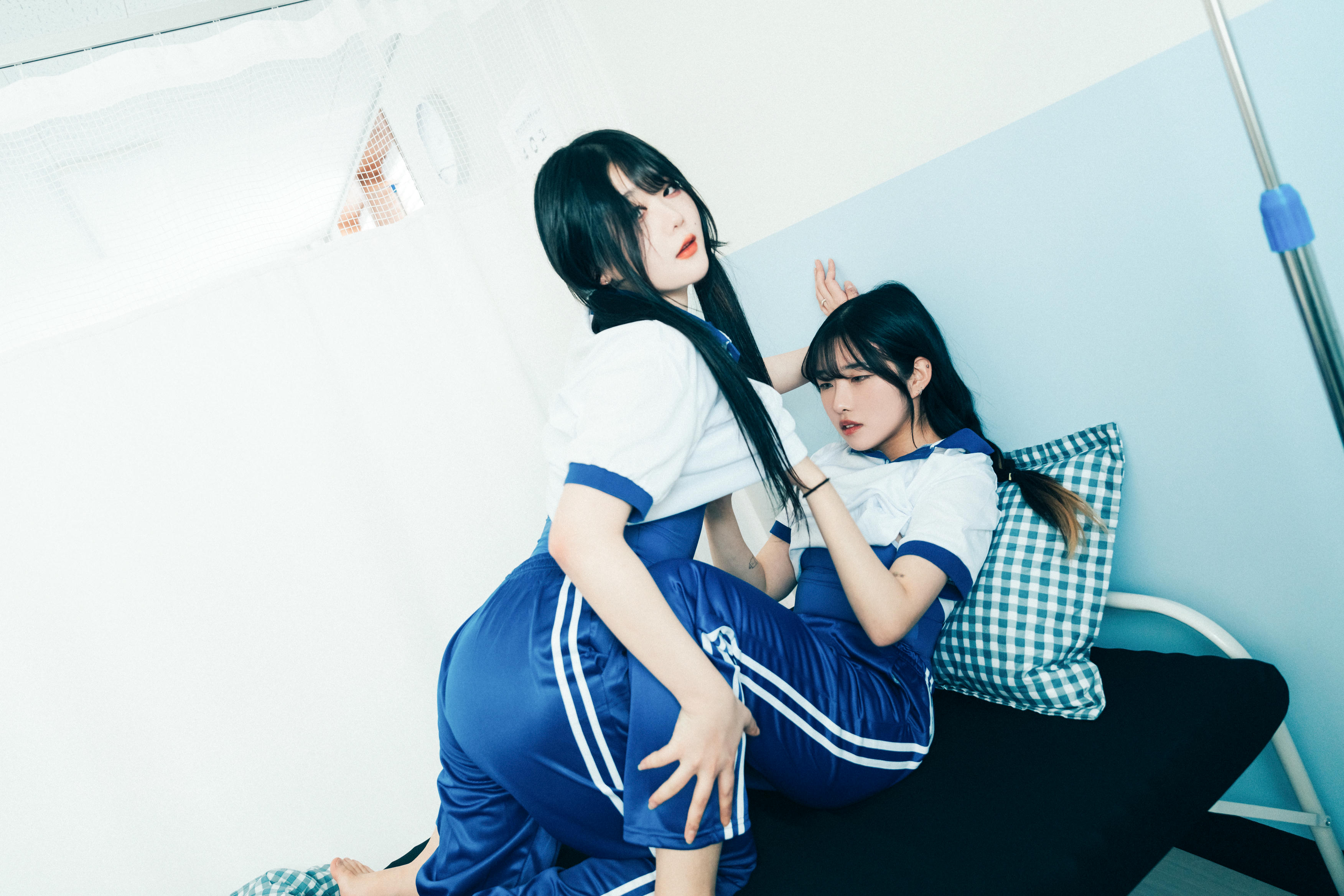 韩国美女-Sonson NO.047 Loozy (손손) x Zia (지아) Bitch Academy [200P+2V／2.93GB]-bitch academy4_第1集