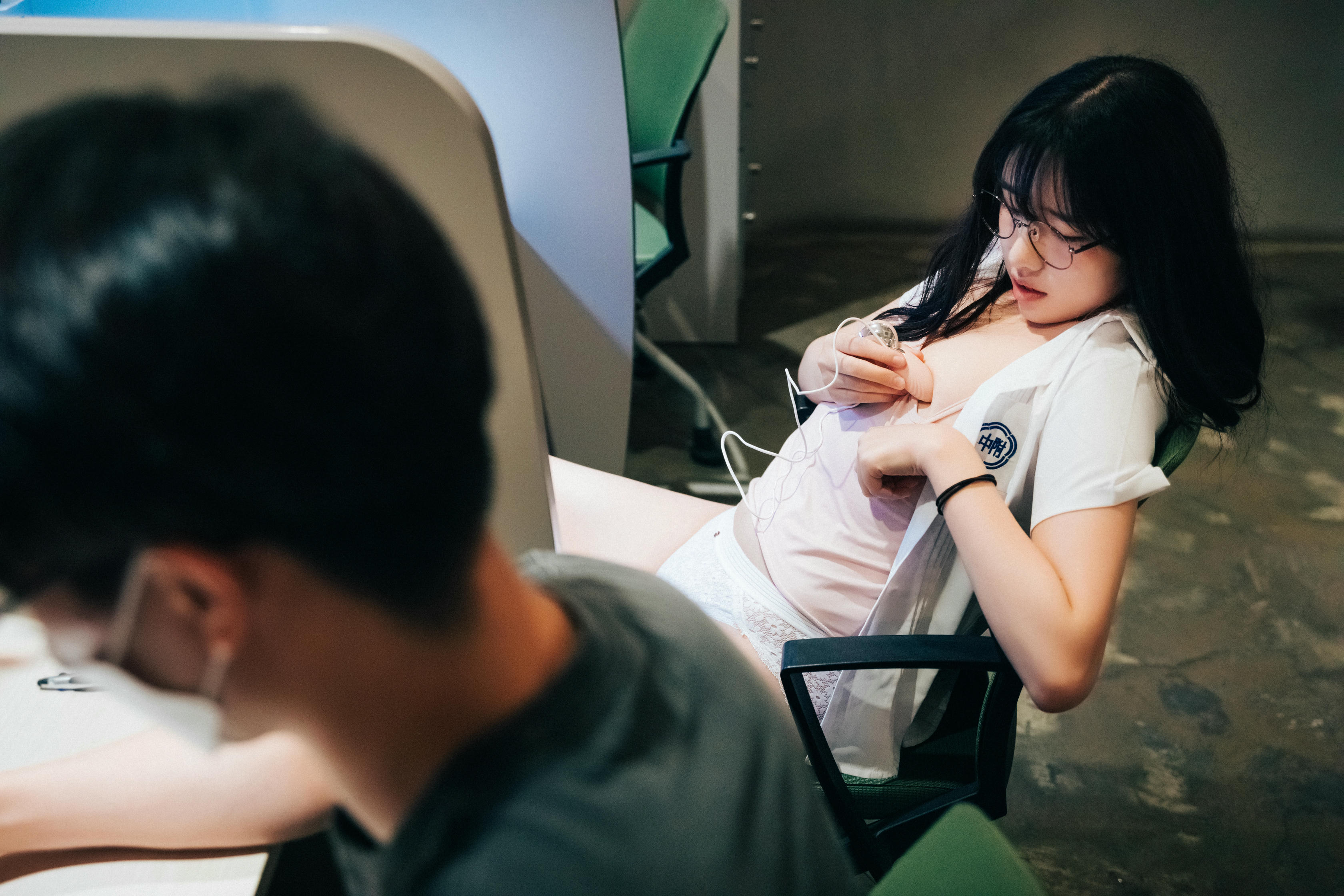 韩国美女-041_Loozy Sonson (손손) - Reading Room [137P 2.70GB]_第3集