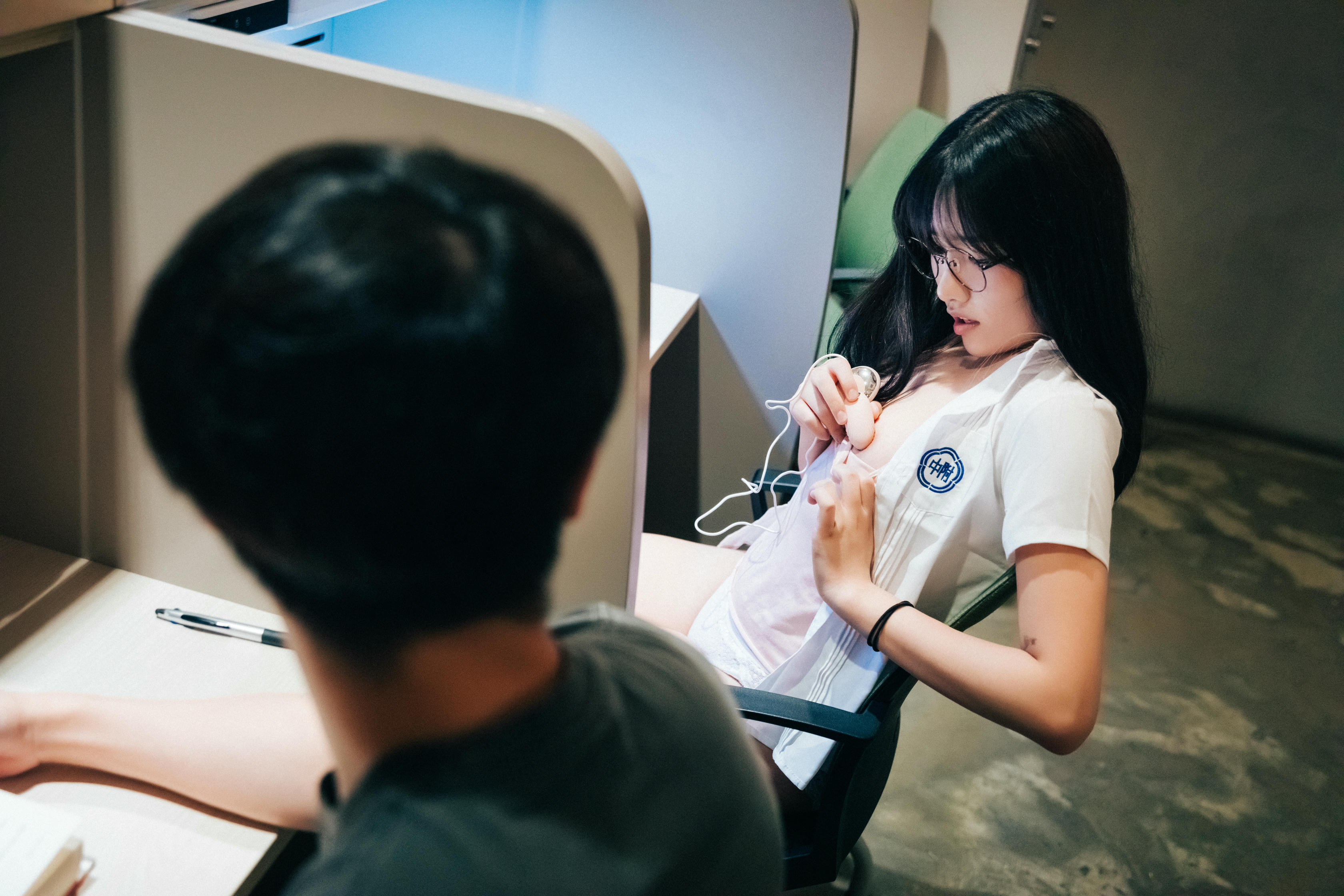 韩国美女-041_Loozy Sonson (손손) - Reading Room [137P 2.70GB]_第3集