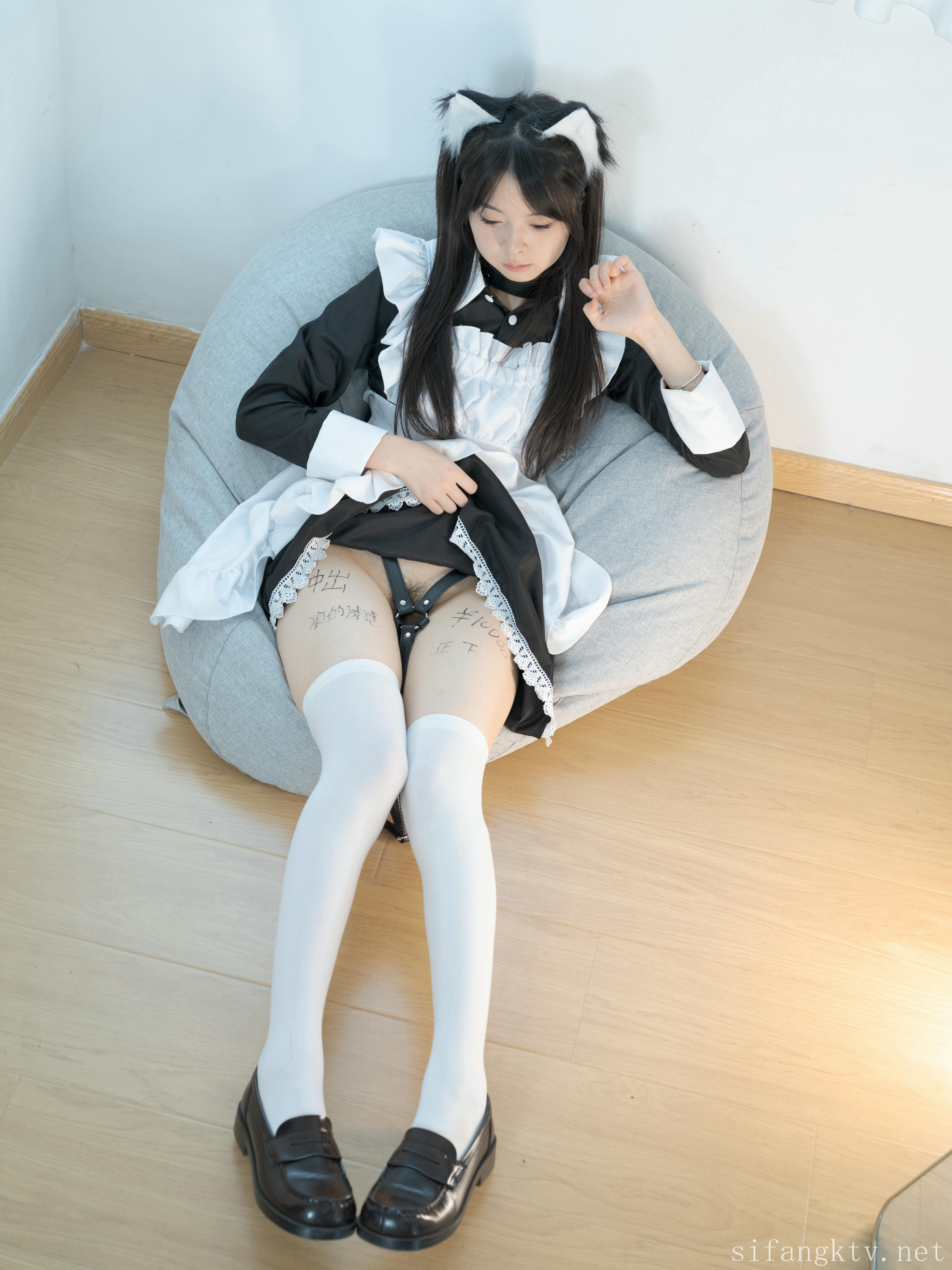 素人渔夫林书辞 NO.002 女仆束缚 [164P2V-9.84G]_第6集