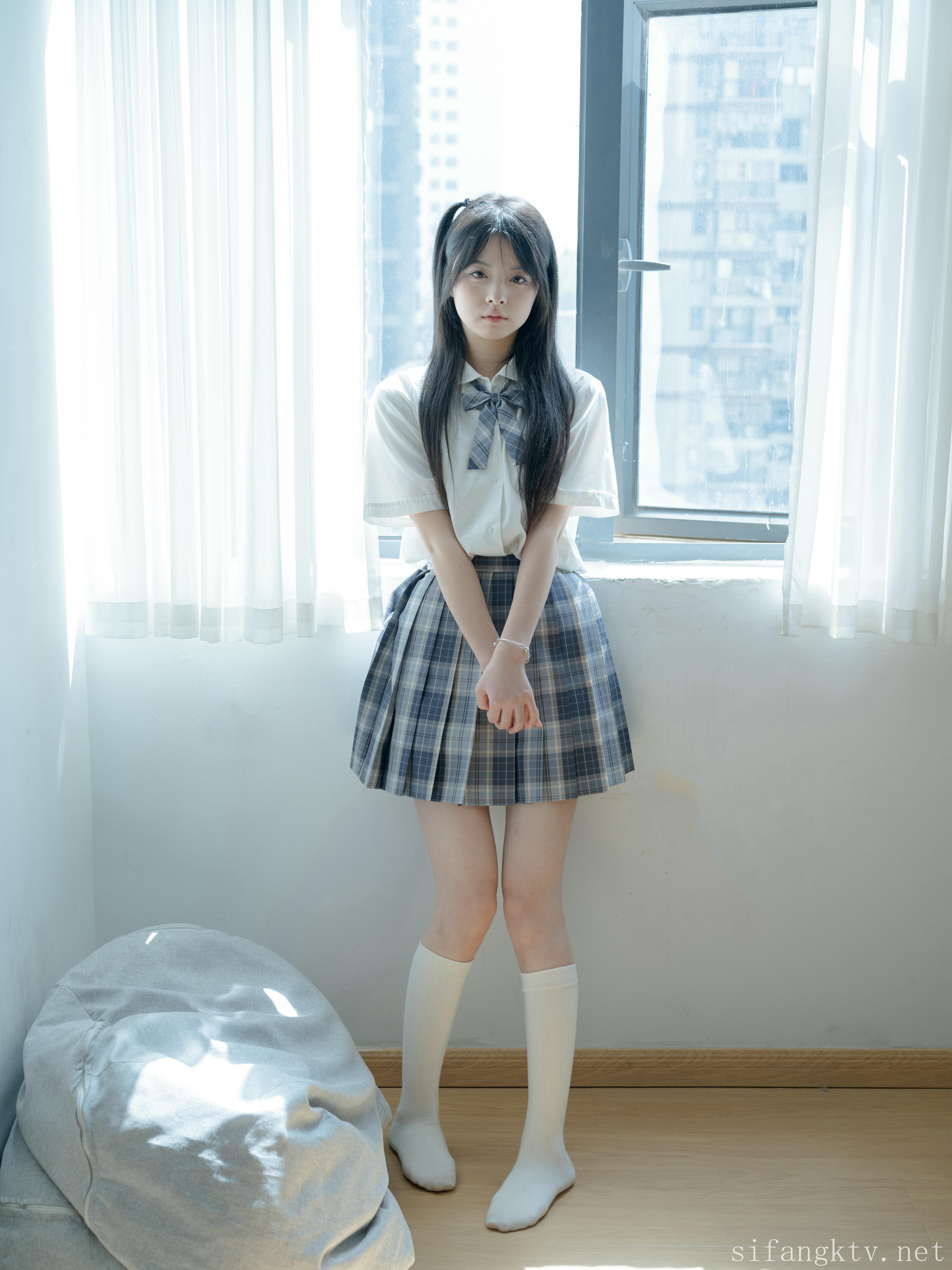 素人渔夫林书辞 NO.002 女仆束缚 [164P2V-9.84G]_第8集