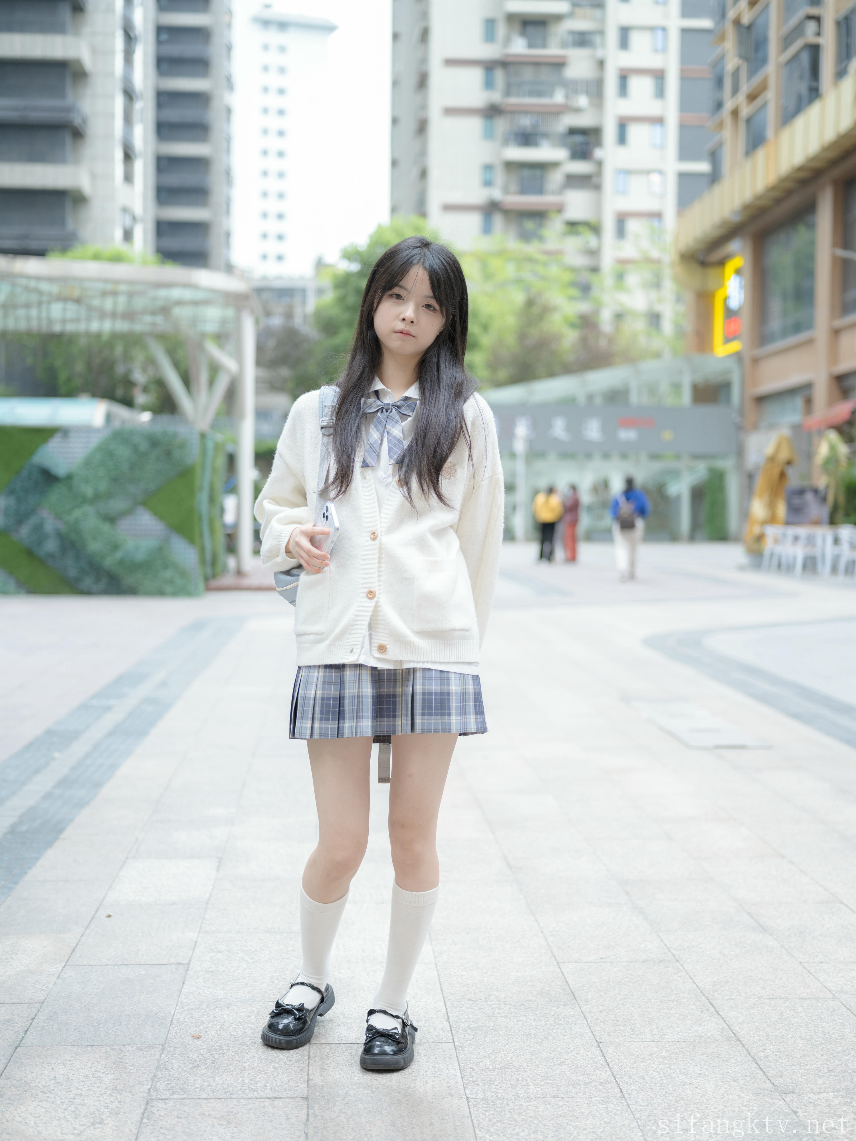 素人渔夫林书辞 NO.002 女仆束缚 [164P2V-9.84G]_第1集