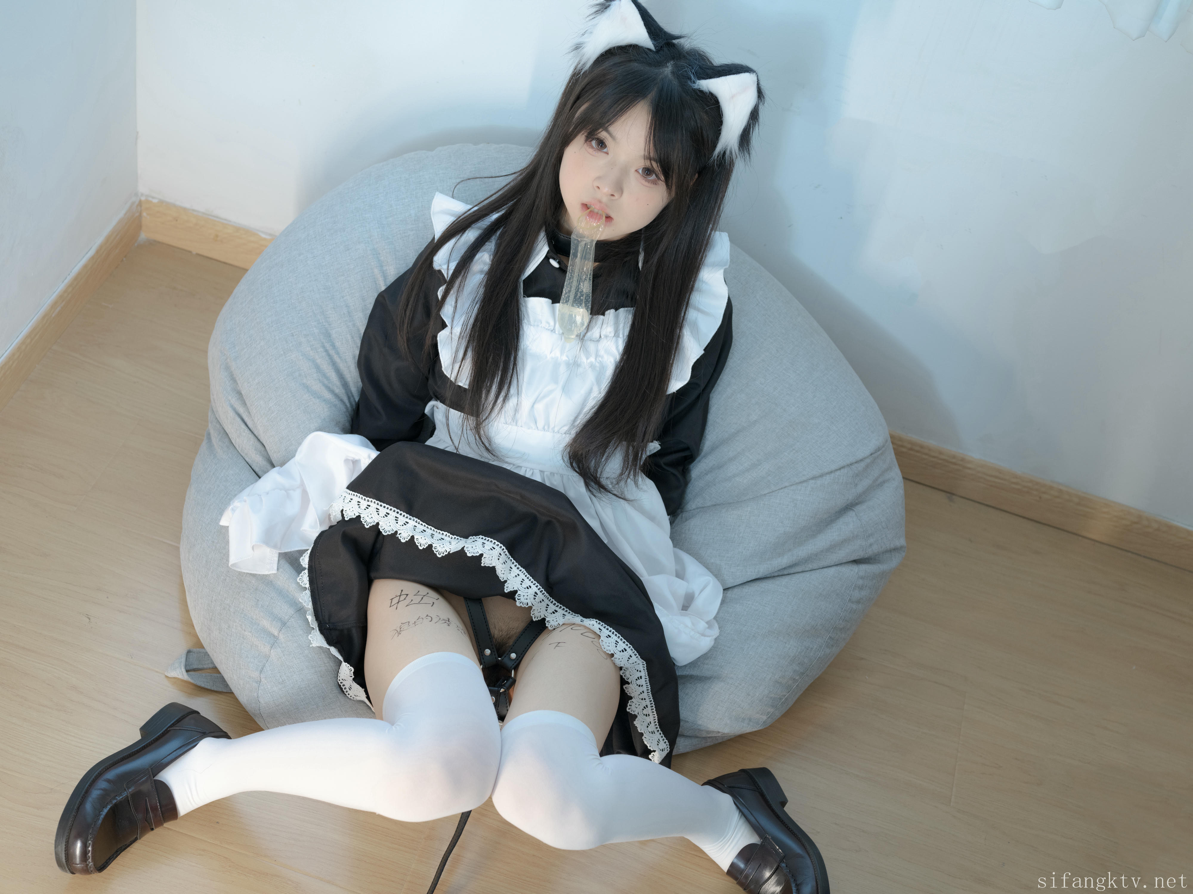 素人渔夫林书辞 NO.002 女仆束缚 [164P2V-9.84G]_第5集