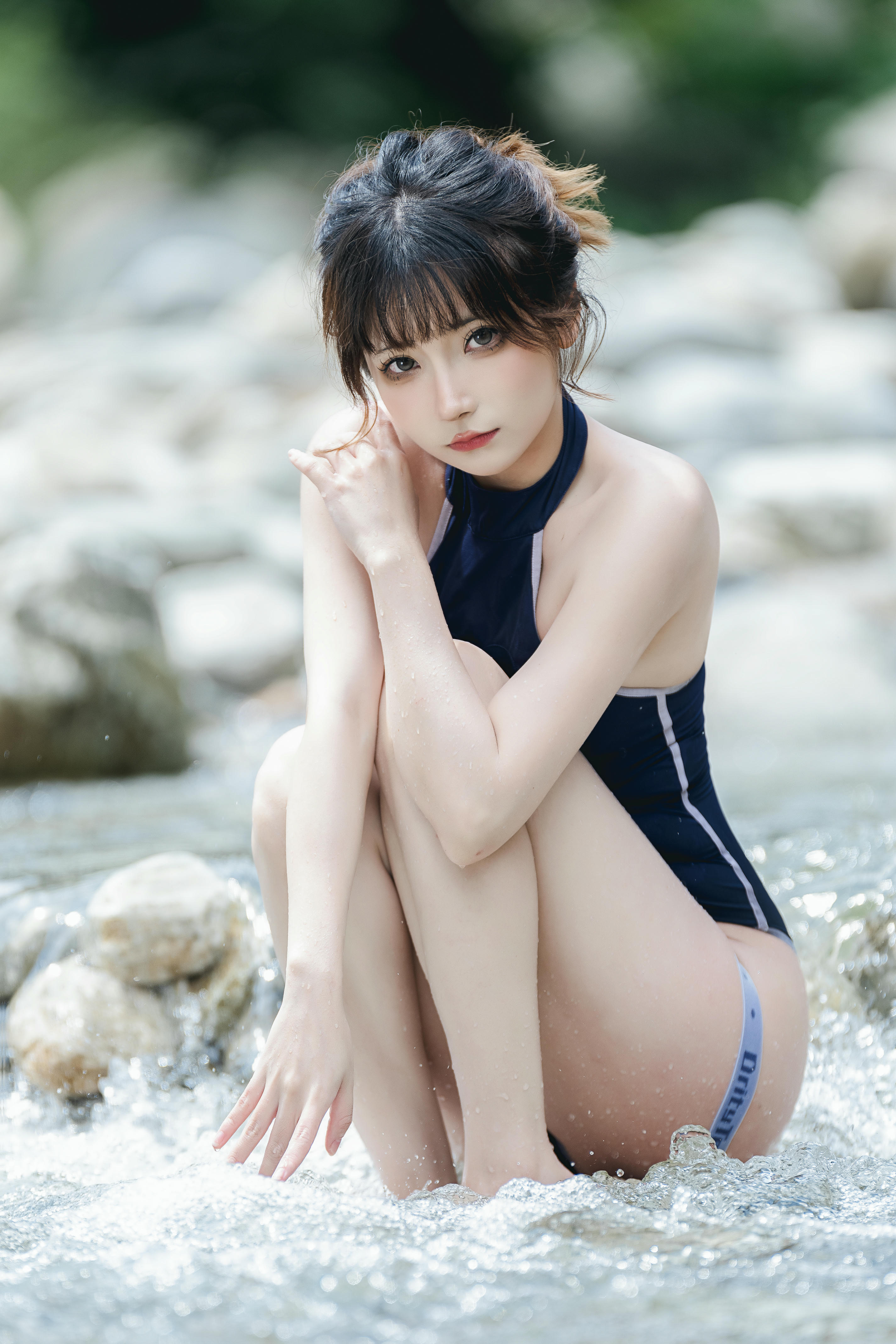 是三不是世w NO.015 小溪竞泳 [47P-2.73GB]_第1集