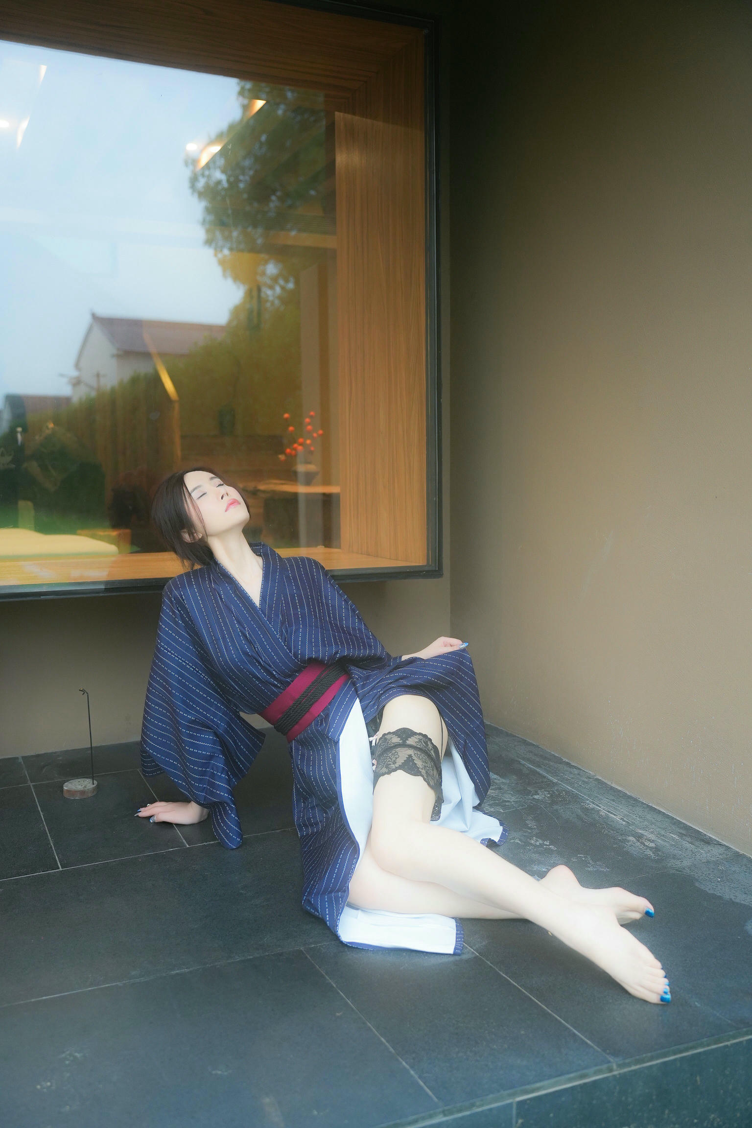 晚苏susu NO.001 户外枷锁 [71P-370MB]_第2集