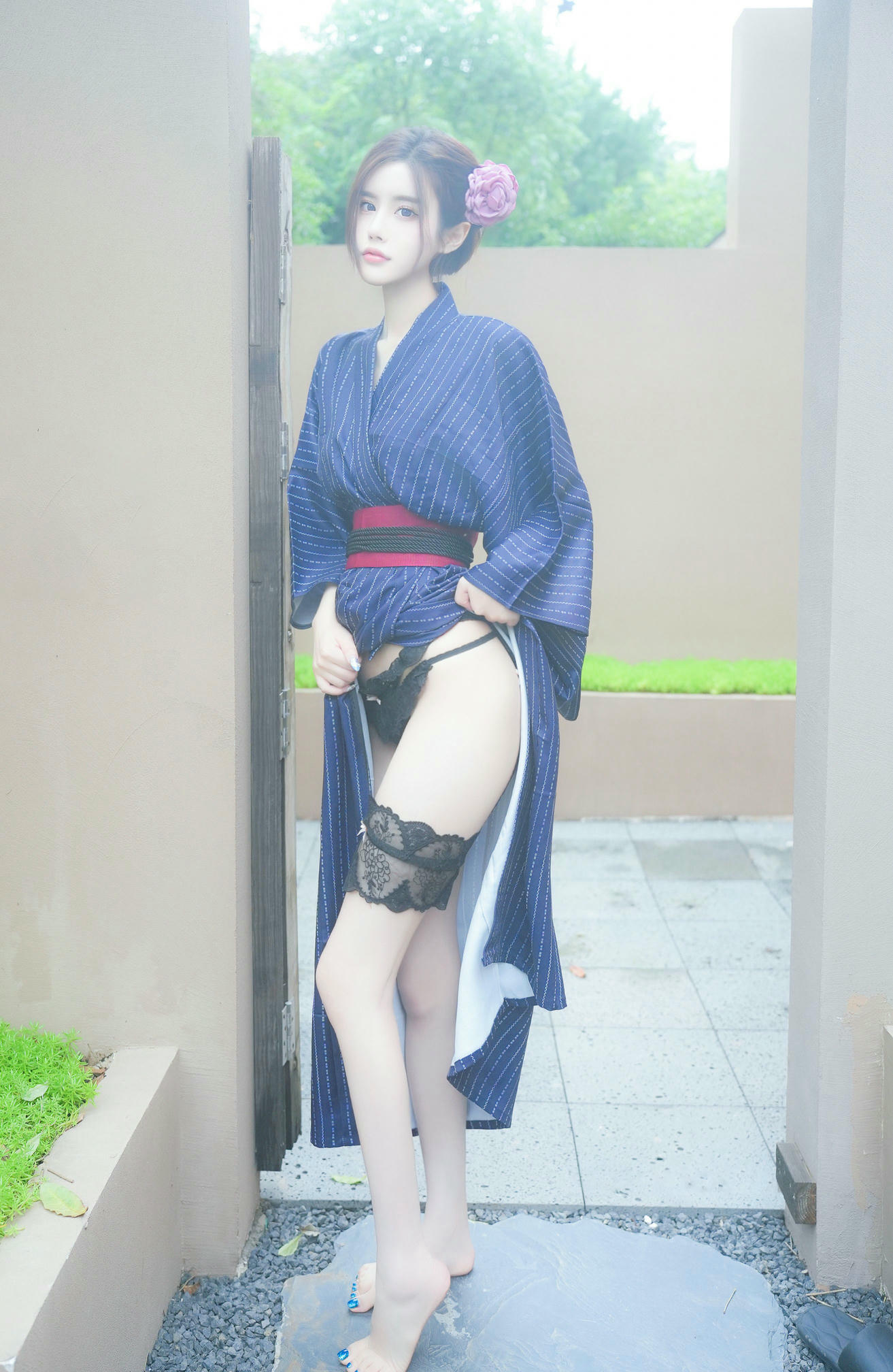 晚苏susu NO.001 户外枷锁 [71P-370MB]_第1集