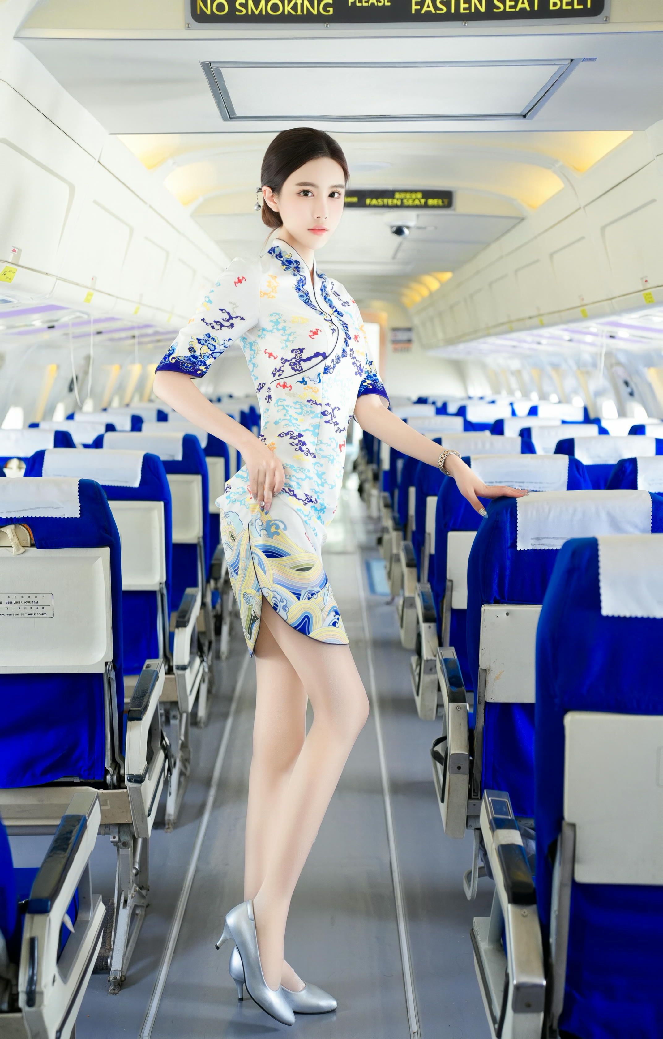 晚苏susu NO.017 &Erikaki 内购无水印 8745 空姐制服 [85P 1.47 GB]_第1集