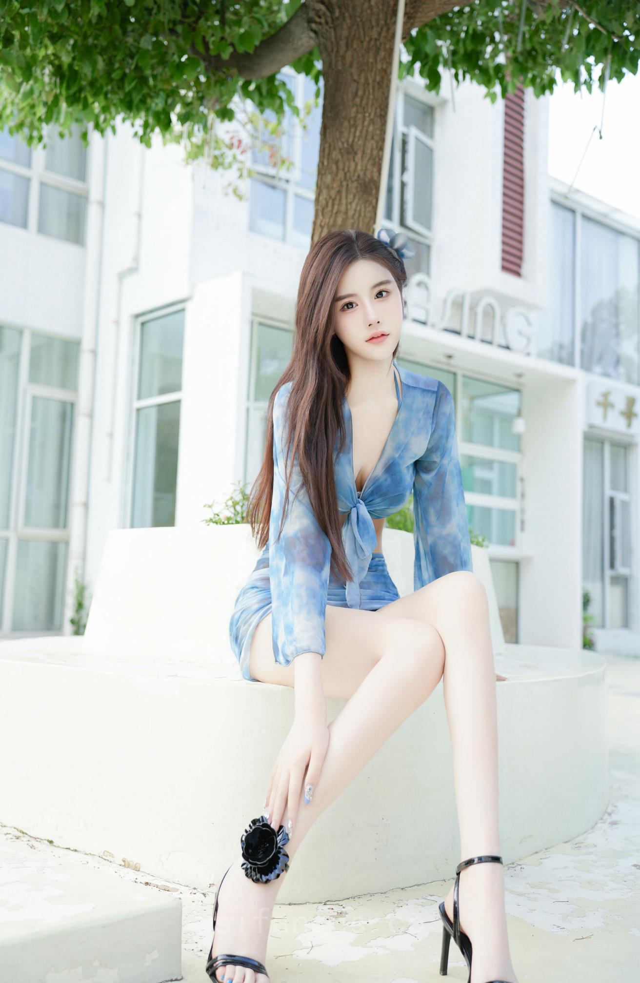 晚苏susu NO.020 内购无水印 泳池蓝色 [84P2V 1.22G]_第1集