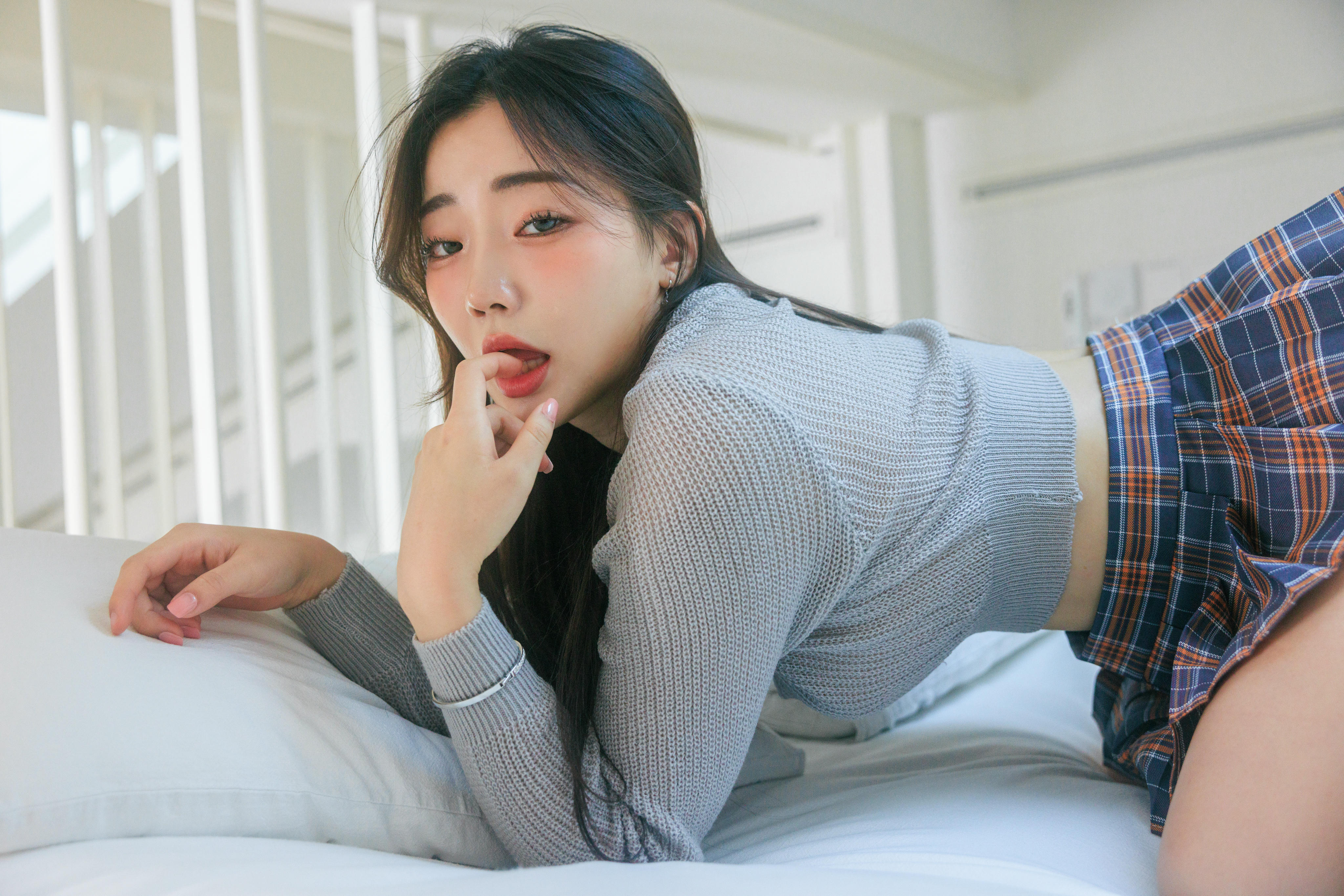 韩国写真机构-SWEETBOX NO.016 Friya Vol.3 [152P／2.32GB]_第1集