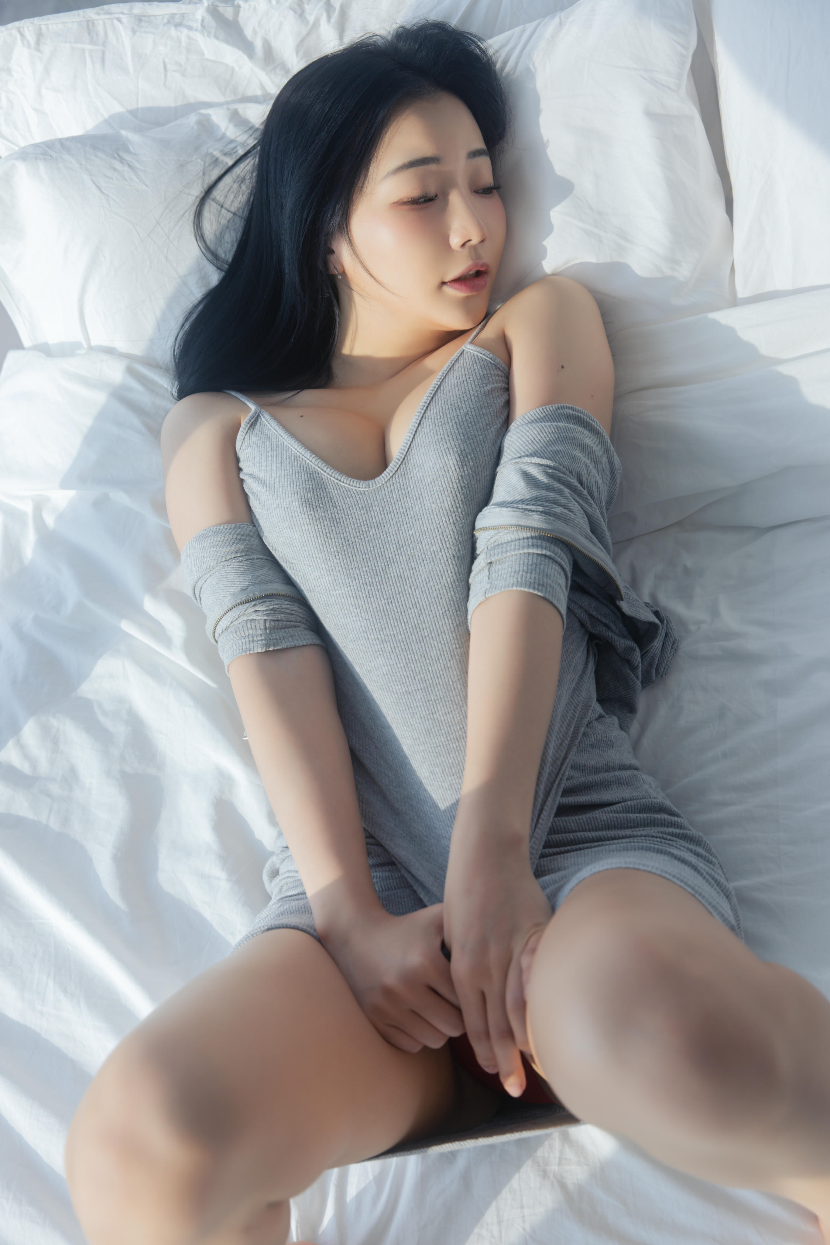 韩国写真机构-SWEETBOX NO.033 Priya (프리야) Vol.7 [204P 1.78GB]_第1集