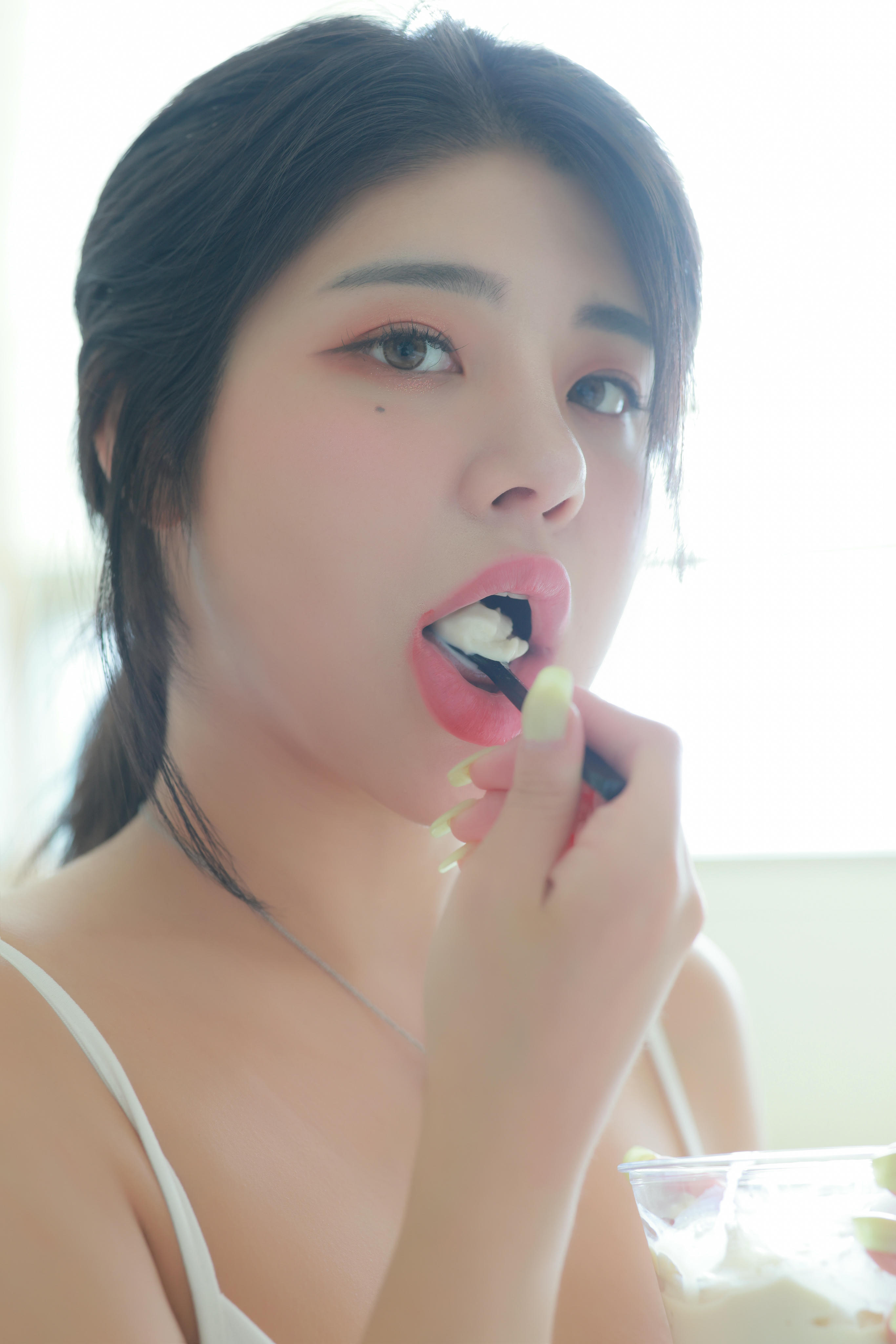 韩国写真机构-SWEETBOX NO.057 Robi Roman [70P2V-1.59GB]_第4集