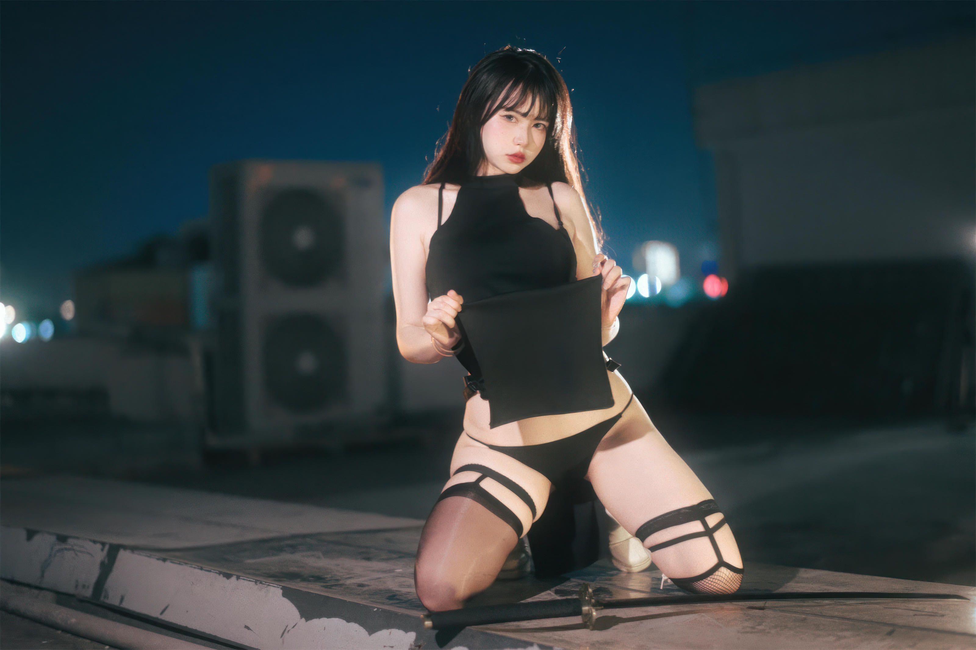 Tina很妖孽呀 NO.029 战斗服旗袍 [32P-283M]_第2集