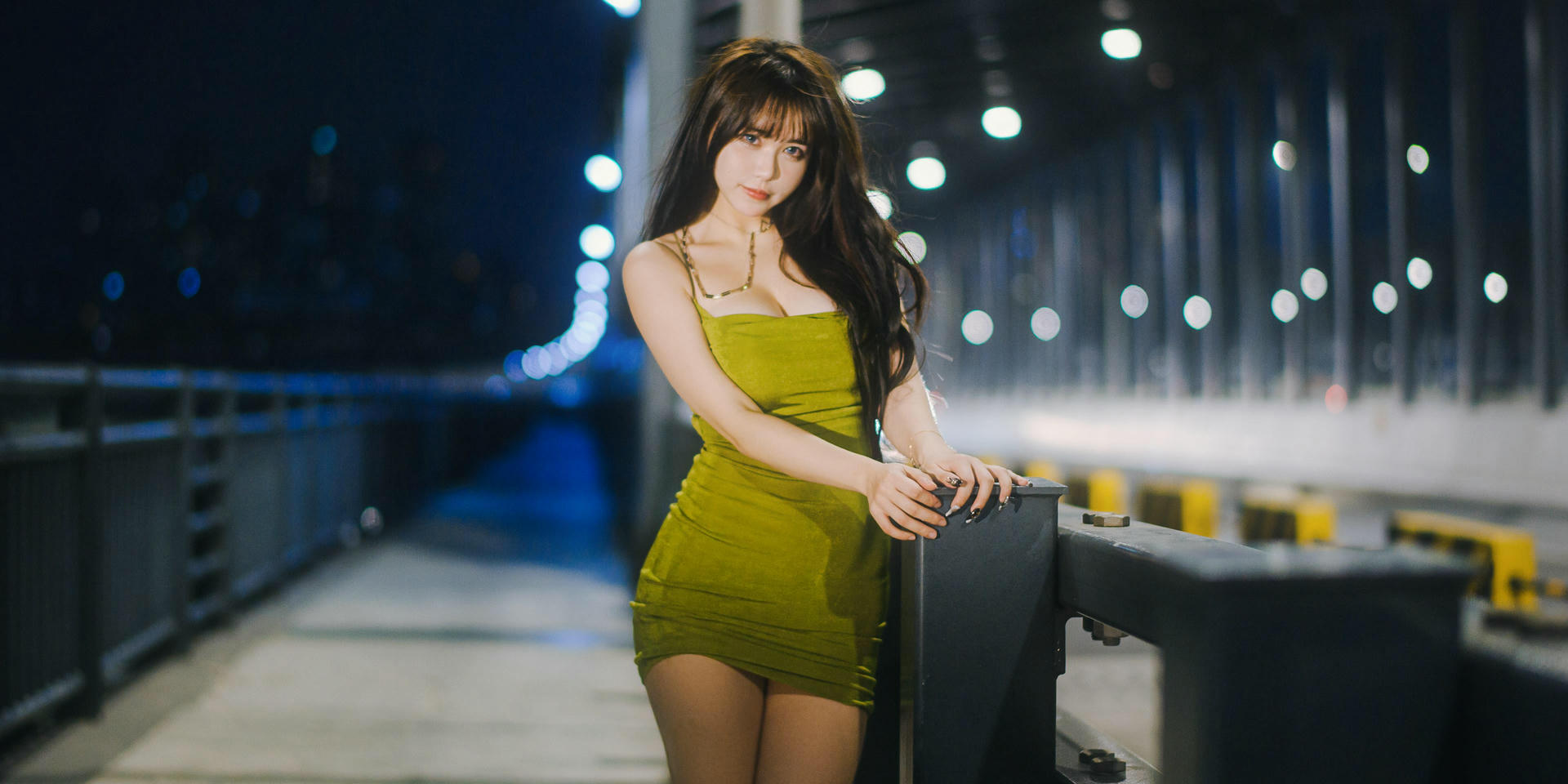 Tina很妖孽呀 NO.007 绿色连衣裙 [35P-208MB]_第2集