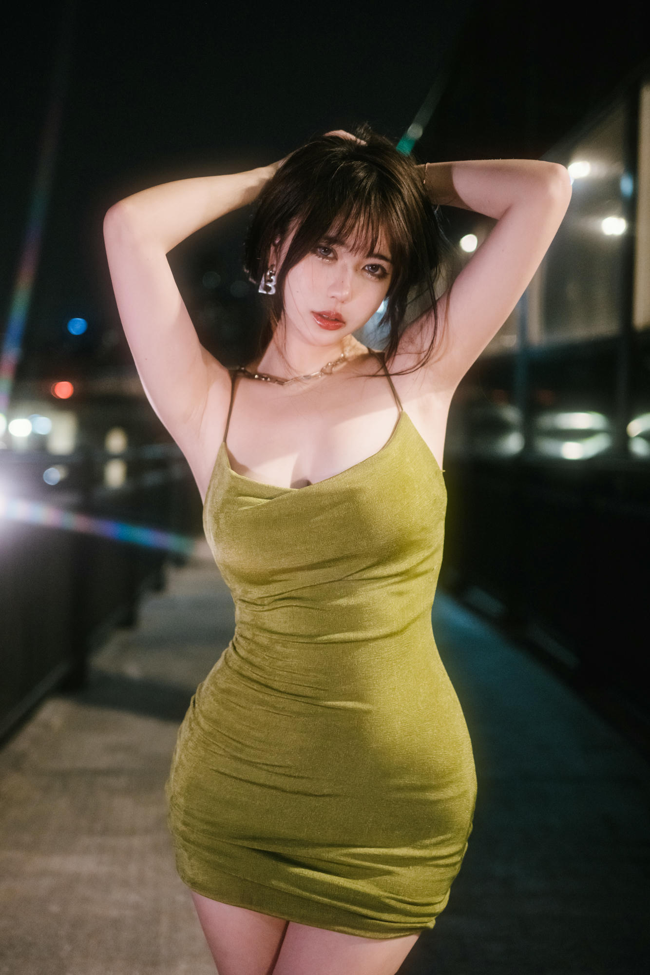 Tina很妖孽呀 NO.007 绿色连衣裙 [35P-208MB]_第1集