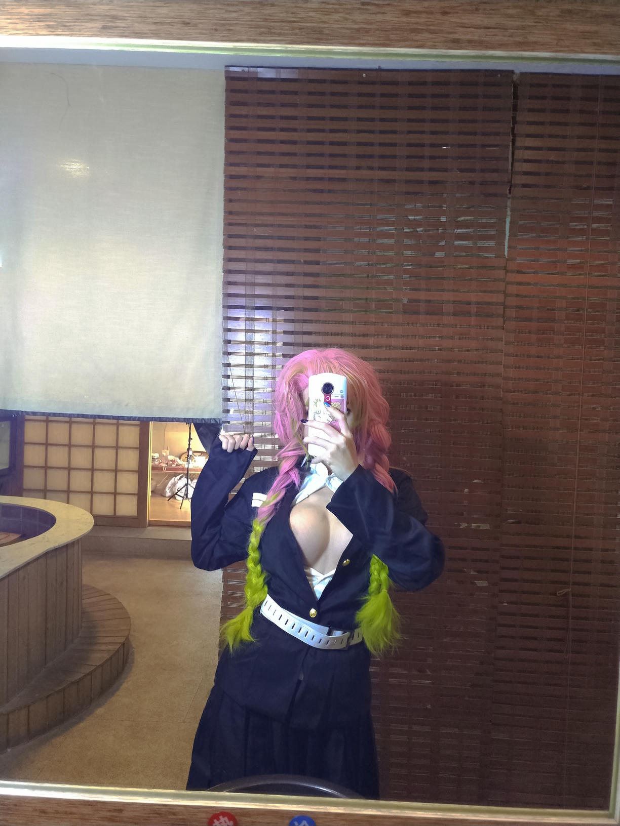 钛合金TiTi NO.014 鬼灭之刃 恋柱 [46P1V-617MB]_第1集