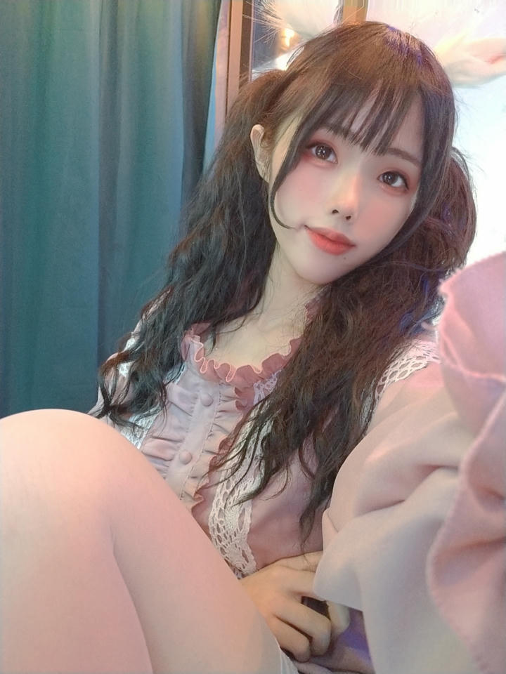 钛合金TiTi NO.019 商场露出 [35P1V-146MB]_第2集