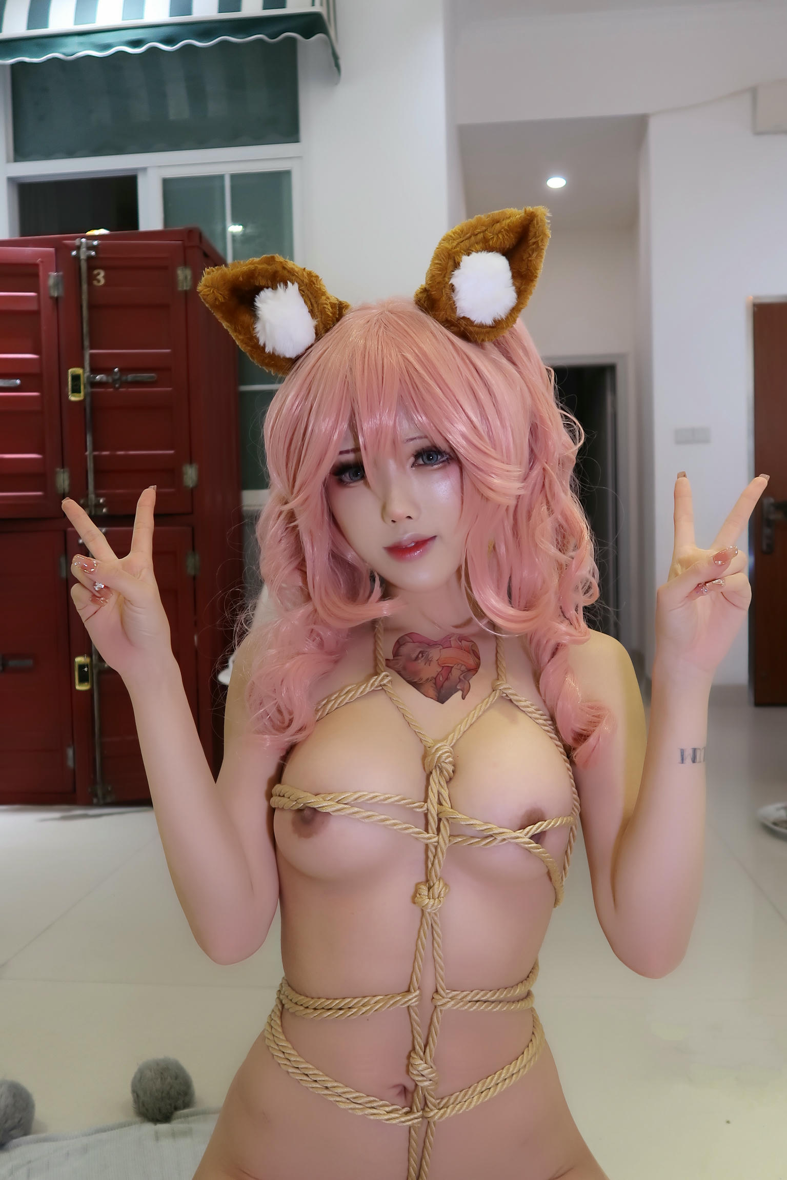 钛合金TiTi NO.045 玉藻前捆绑 Tamamo [54P2V-294MB]_第1集